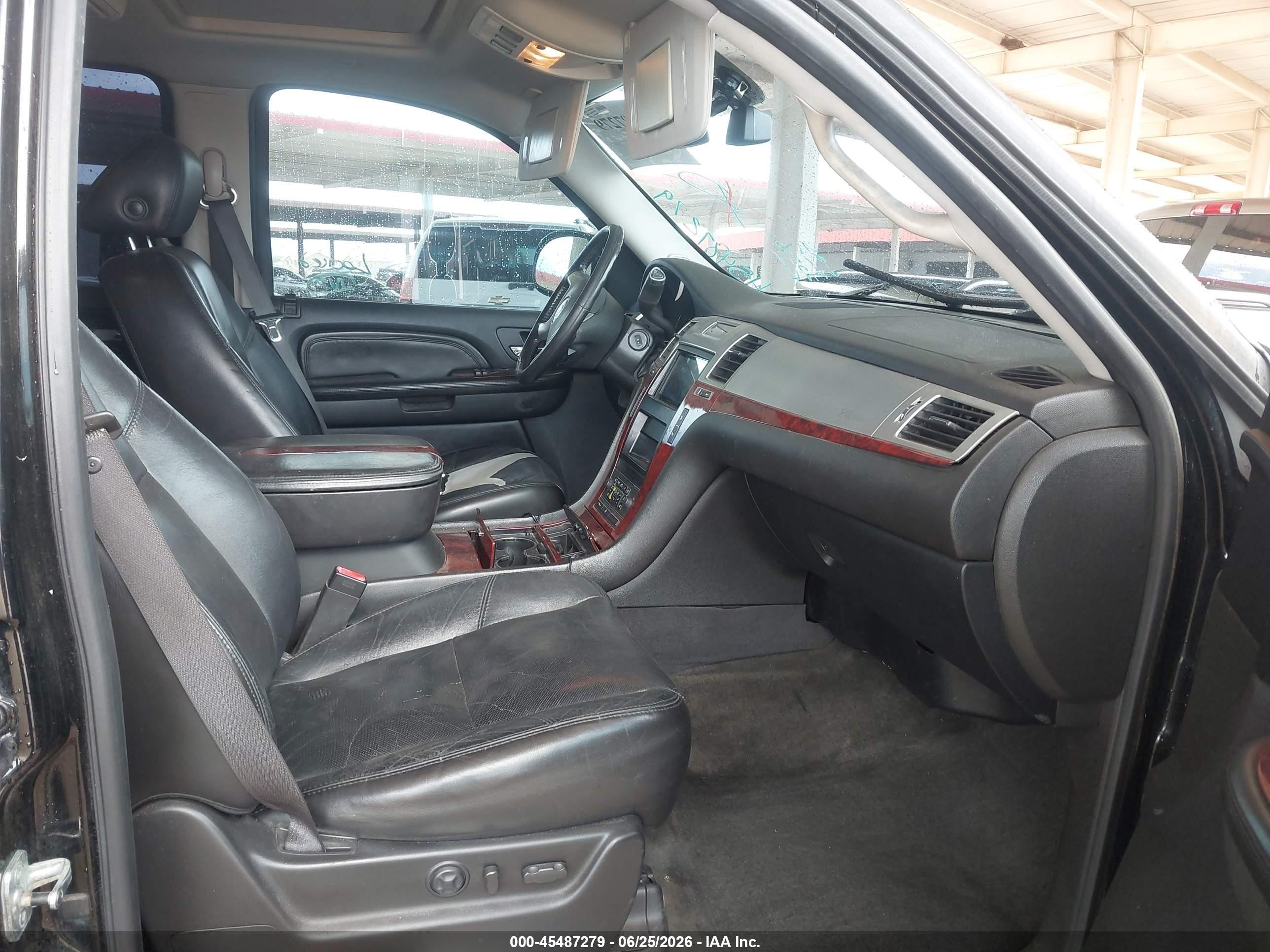 2007 Cadillac Escalade   Черный vin: 1GYFK63897R225381
