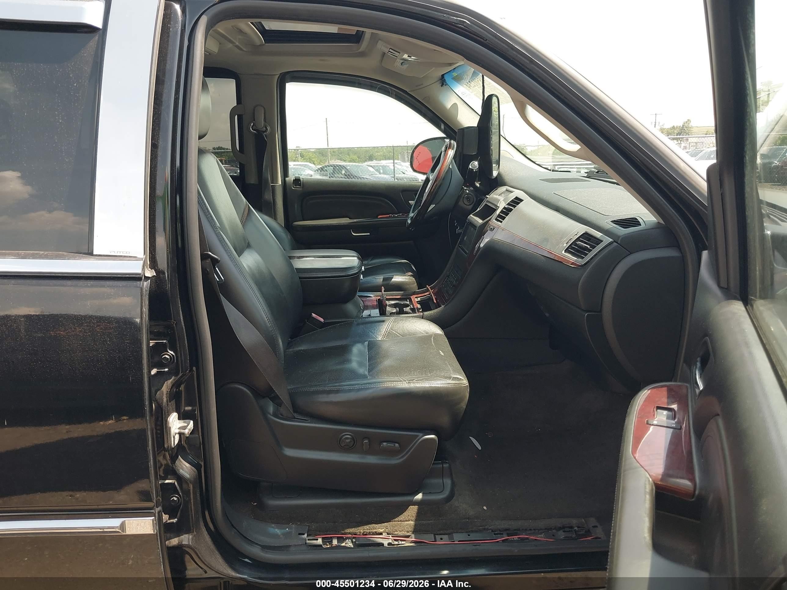 2007 Cadillac Escalade   Black vin: 1GYFK63897R297911