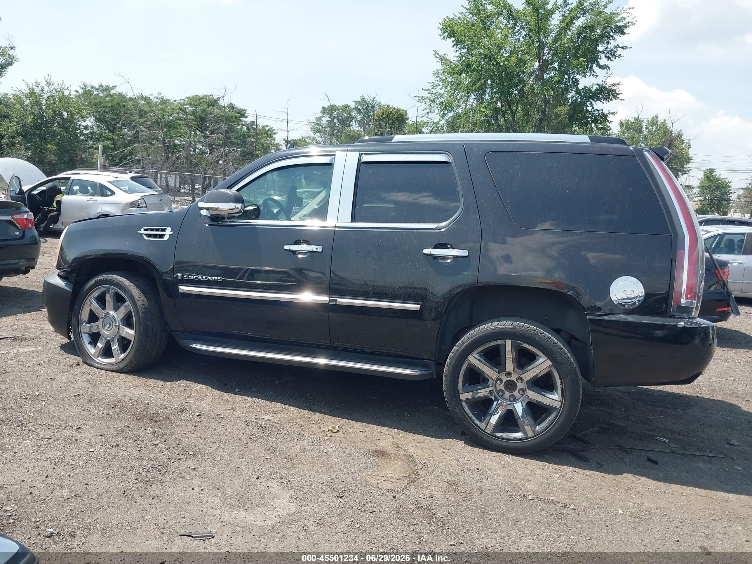 2007 Cadillac Escalade   Black vin: 1GYFK63897R297911