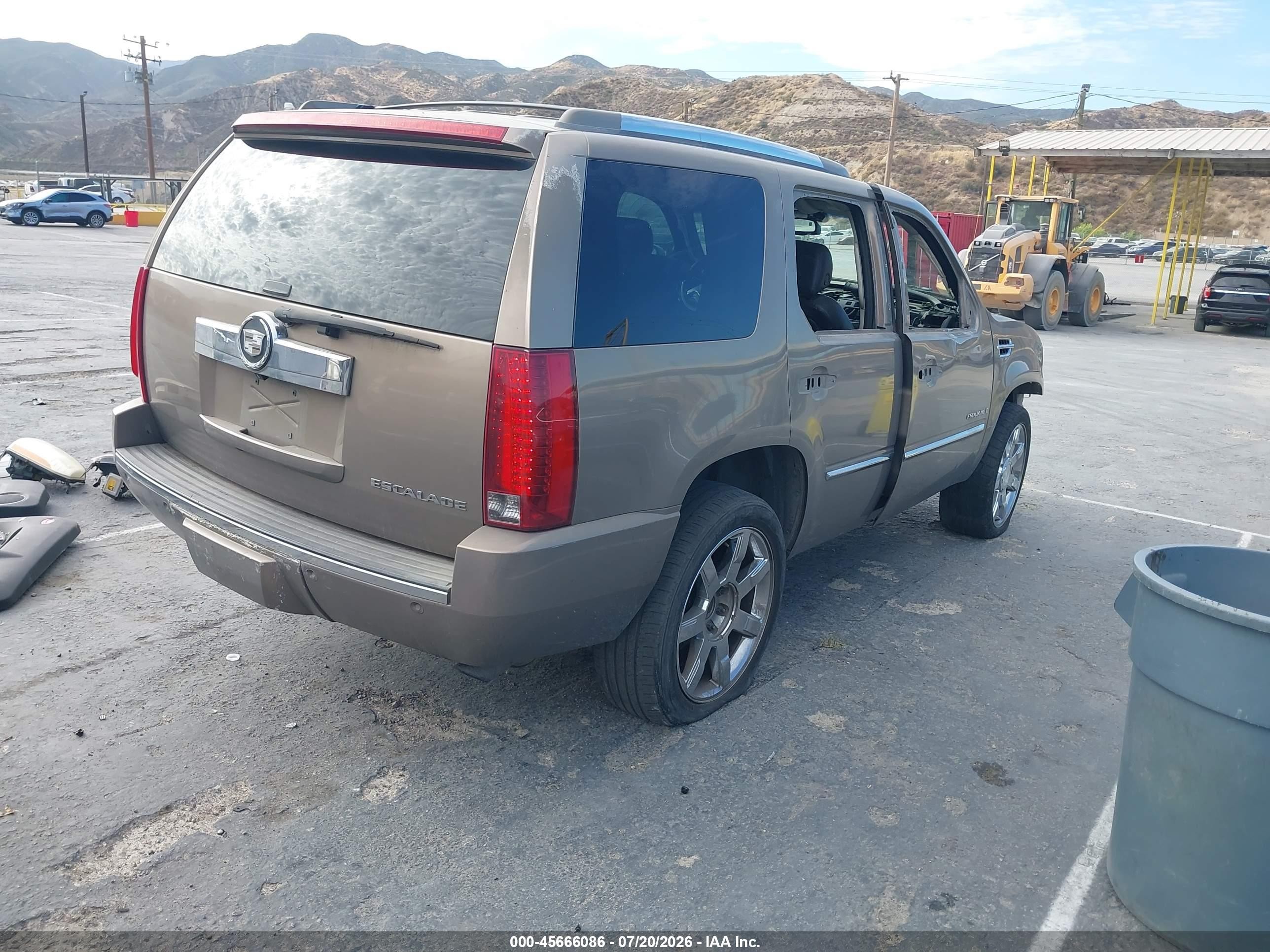 2007 Cadillac Escalade Beige vin: 1GYFK63897R365074