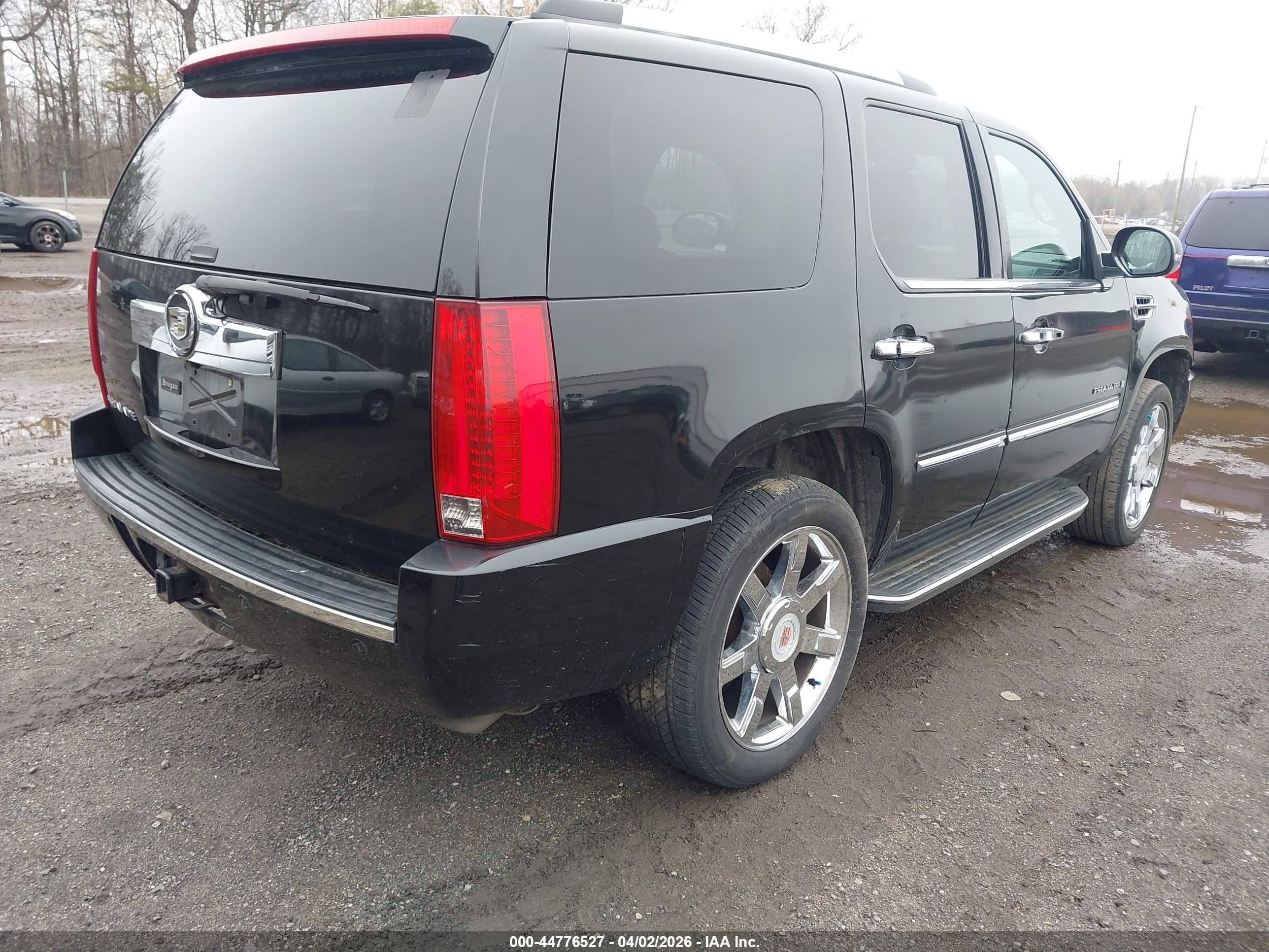 2007 Cadillac Escalade Standard Black vin: 1GYFK638X7R149380