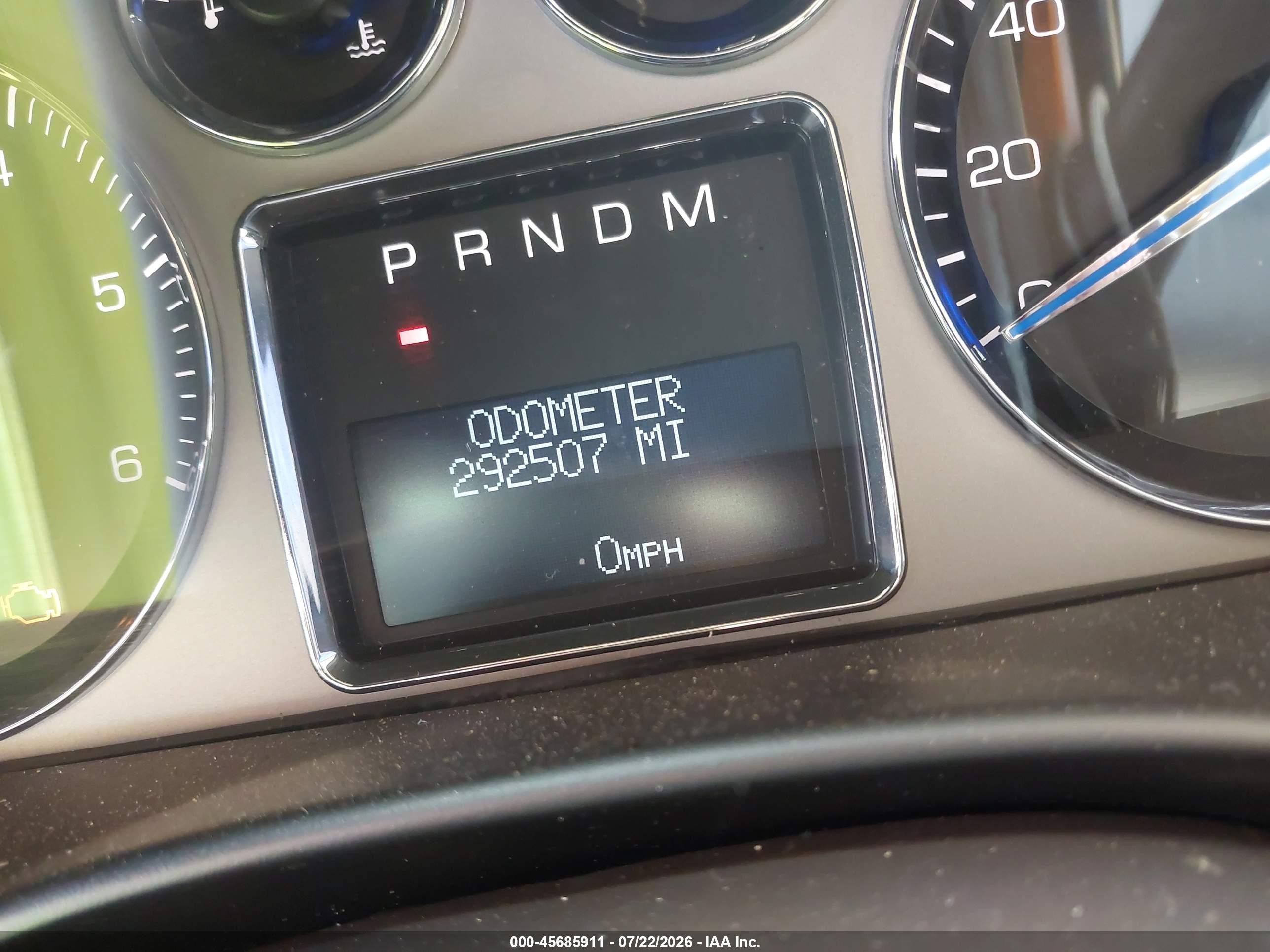 2007 Cadillac Escalade   Burgundy vin: 1GYFK638X7R298663