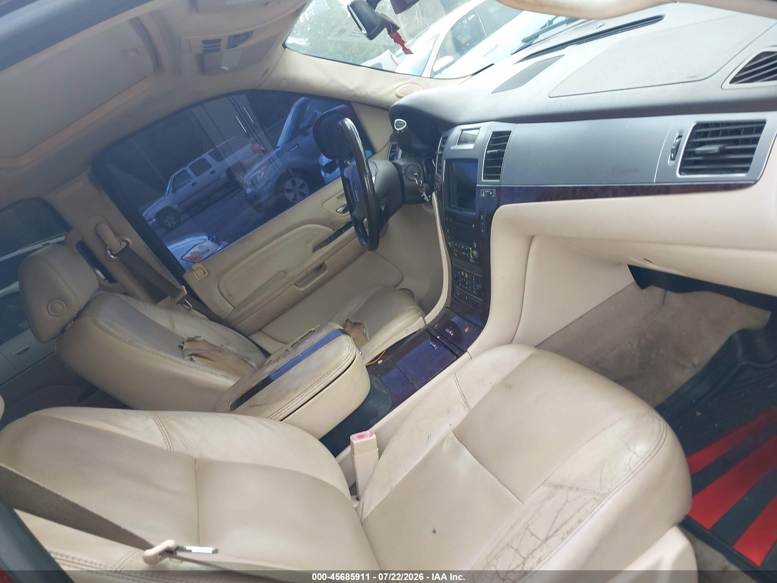 2007 Cadillac Escalade   Burgundy vin: 1GYFK638X7R298663