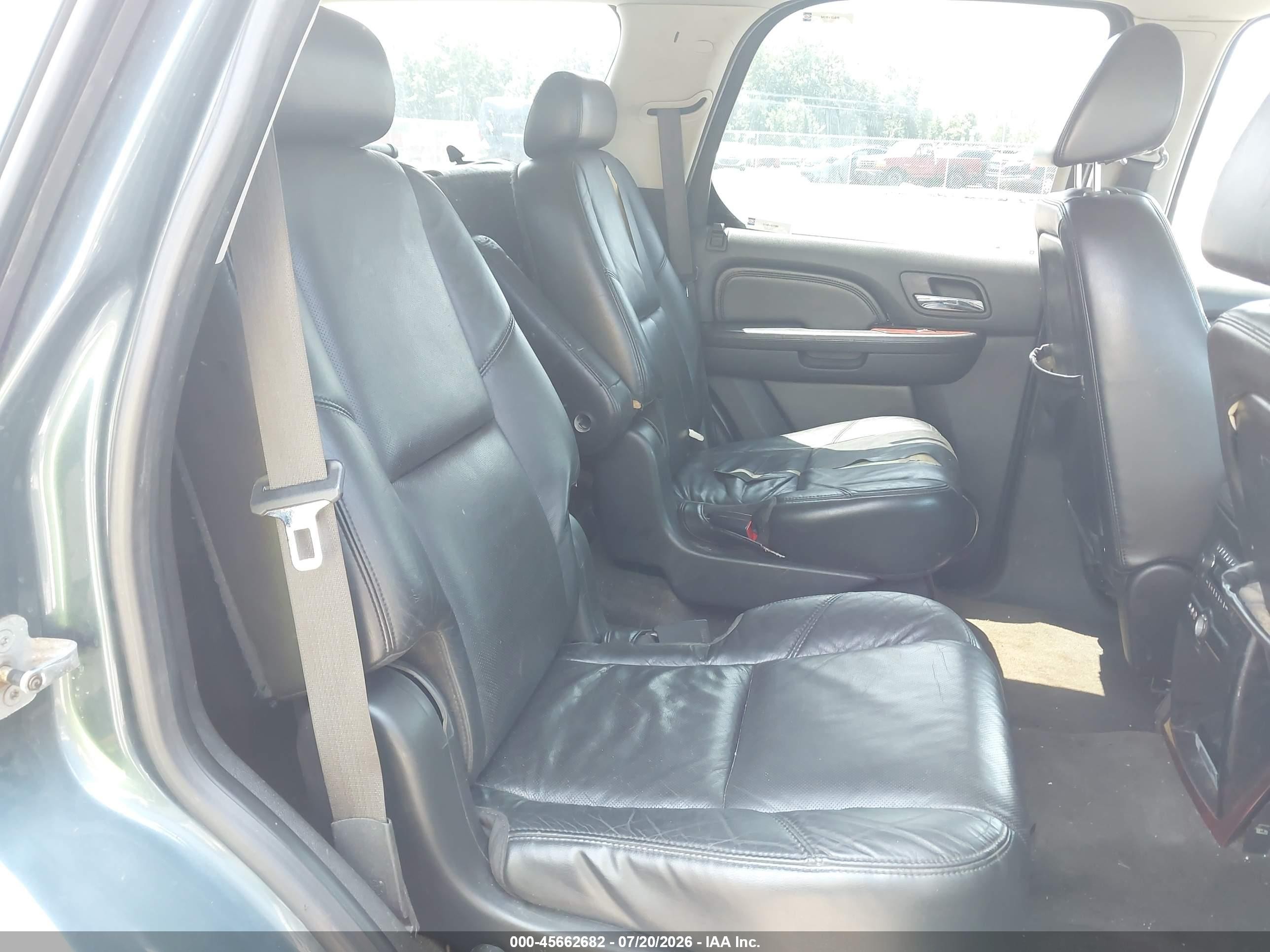 2008 Cadillac Escalade   Синий vin: 1GYFK638X8R263154