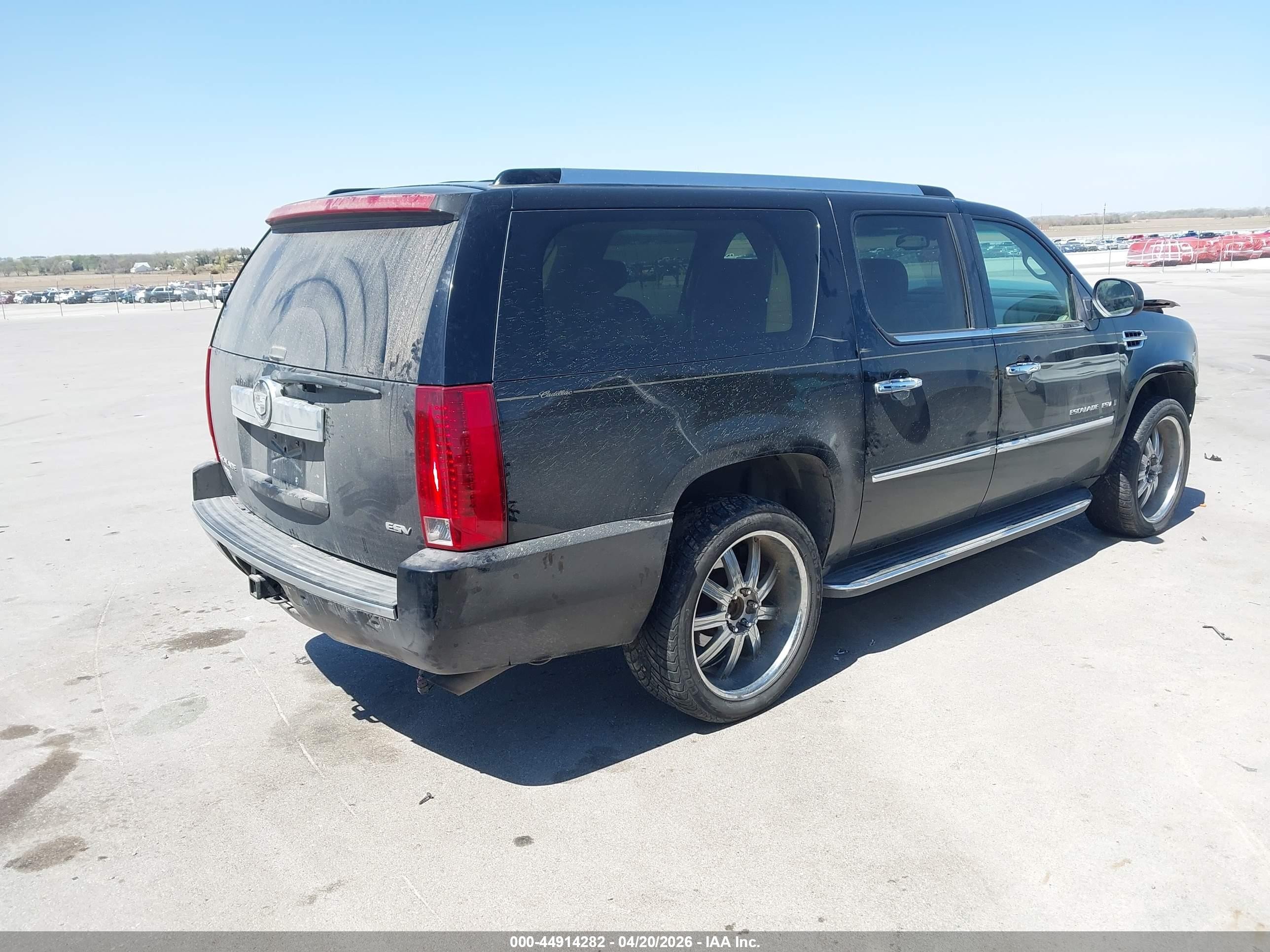 2007 Cadillac Escalade Esv Standard Черный vin: 1GYFK66827R321851