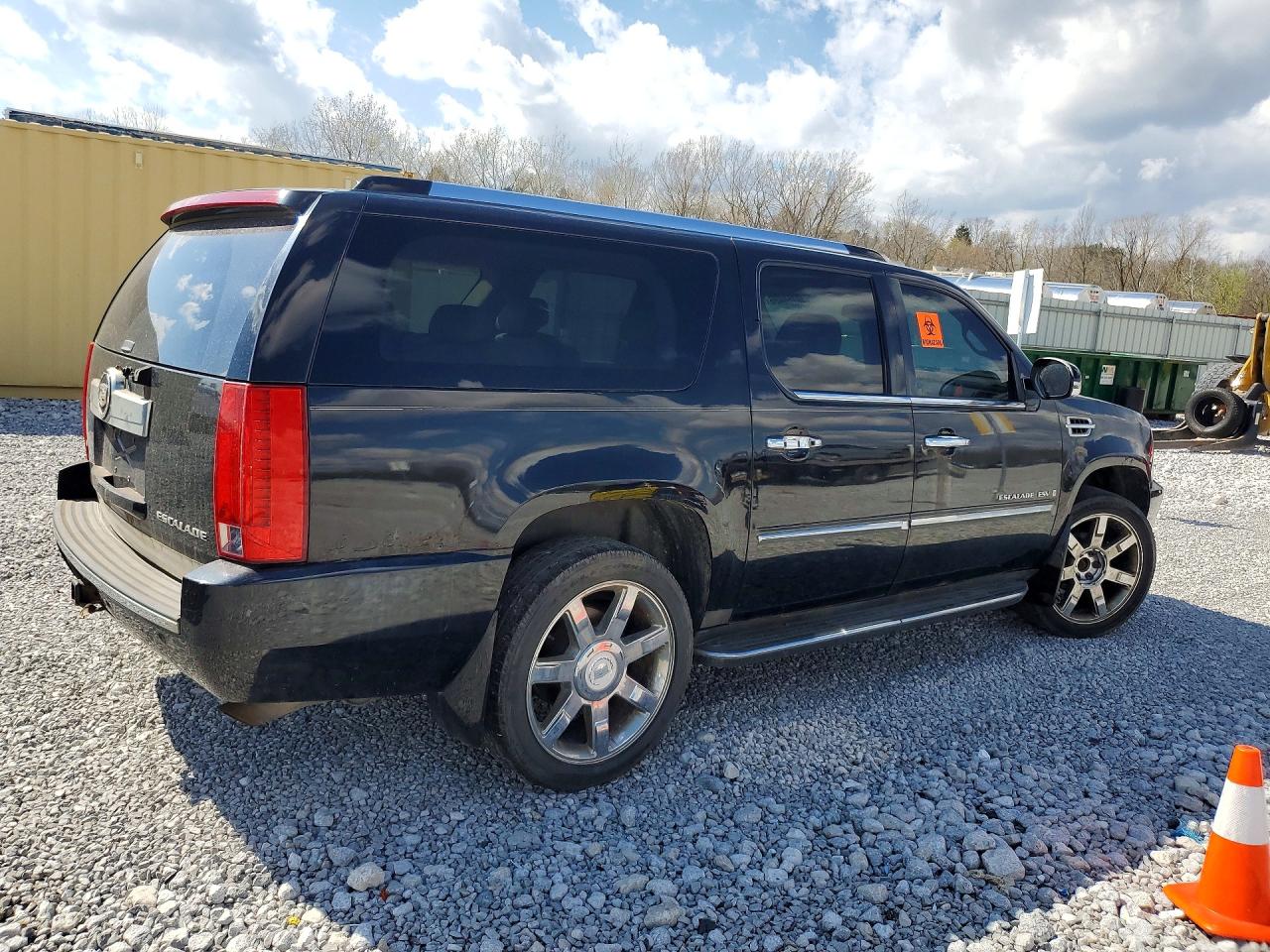 2008 Cadillac Escalade Esv Black vin: 1GYFK66828R106875