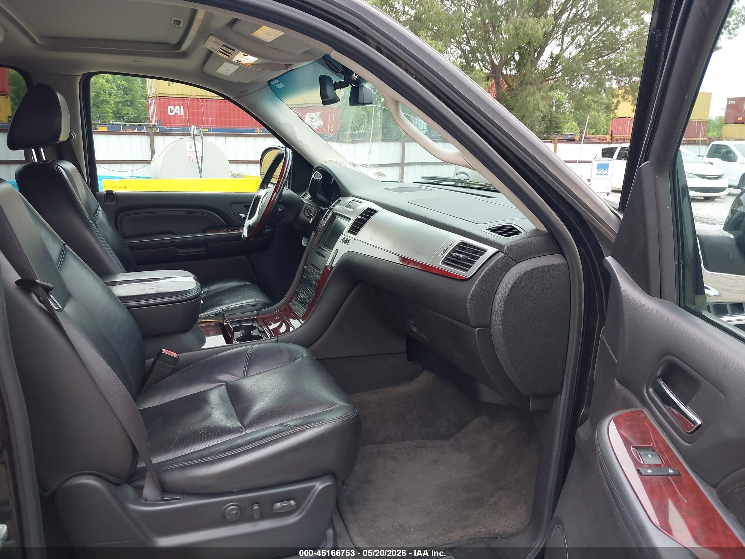 2008 Cadillac Escalade Esv Standard Black vin: 1GYFK66848R238648