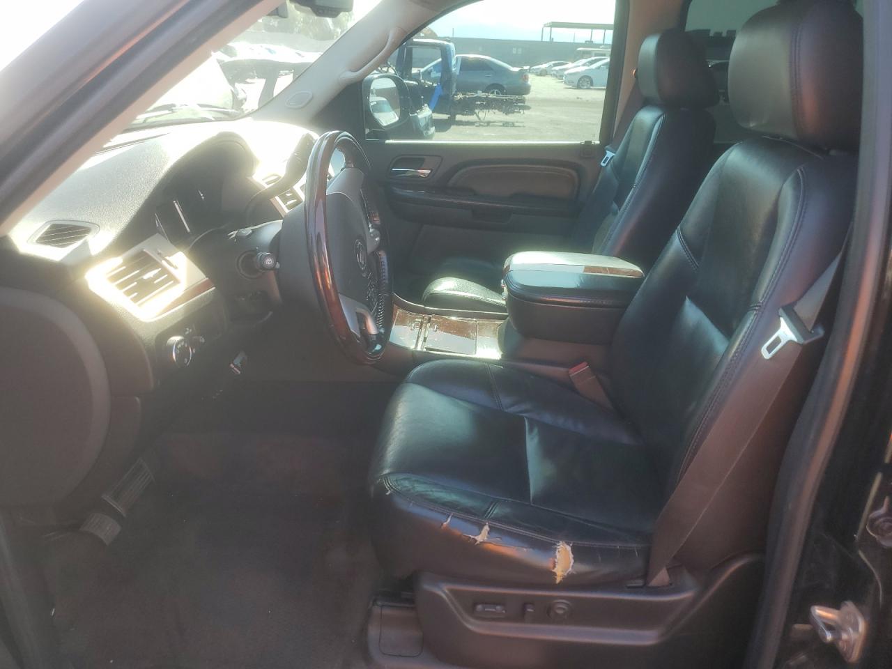 2008 Cadillac Escalade Esv Black vin: 1GYFK66858R227075