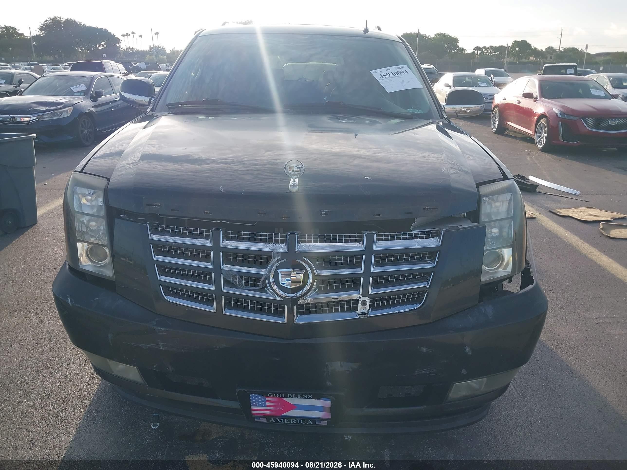 2008 Cadillac Escalade Esv   Black vin: 1GYFK66858R240568