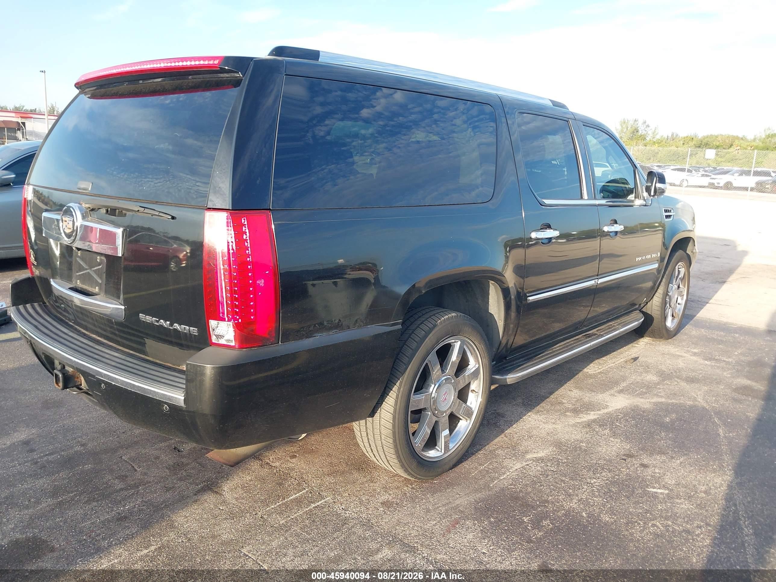 2008 Cadillac Escalade Esv   Black vin: 1GYFK66858R240568