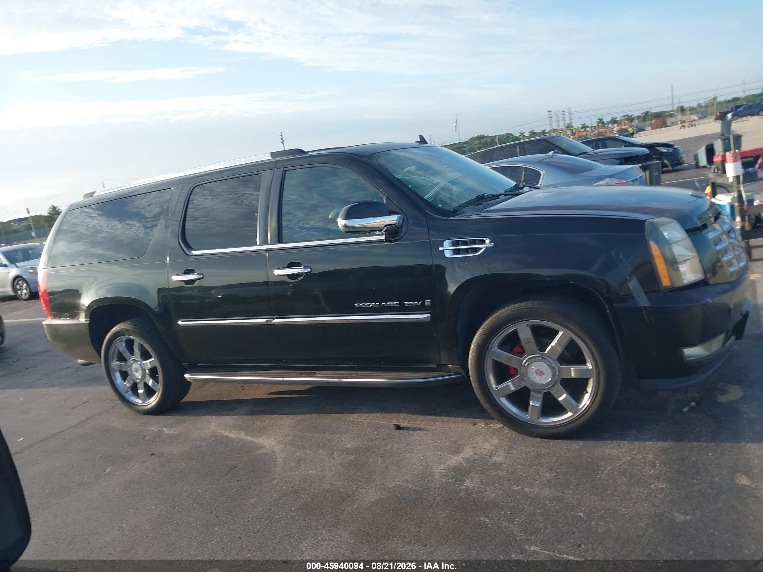 2008 Cadillac Escalade Esv   Black vin: 1GYFK66858R240568