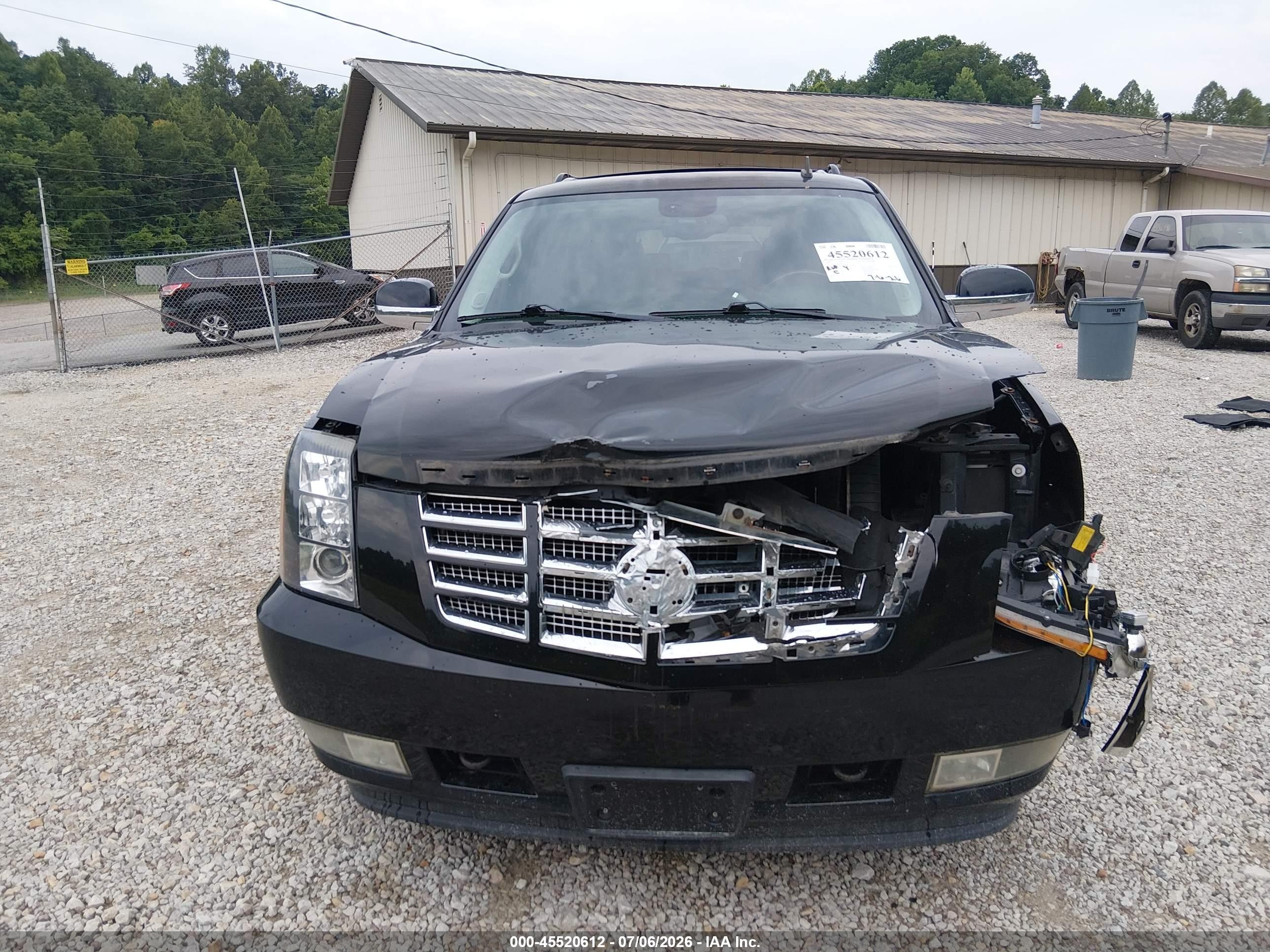 2008 Cadillac Escalade Esv   Black vin: 1GYFK66858R247214