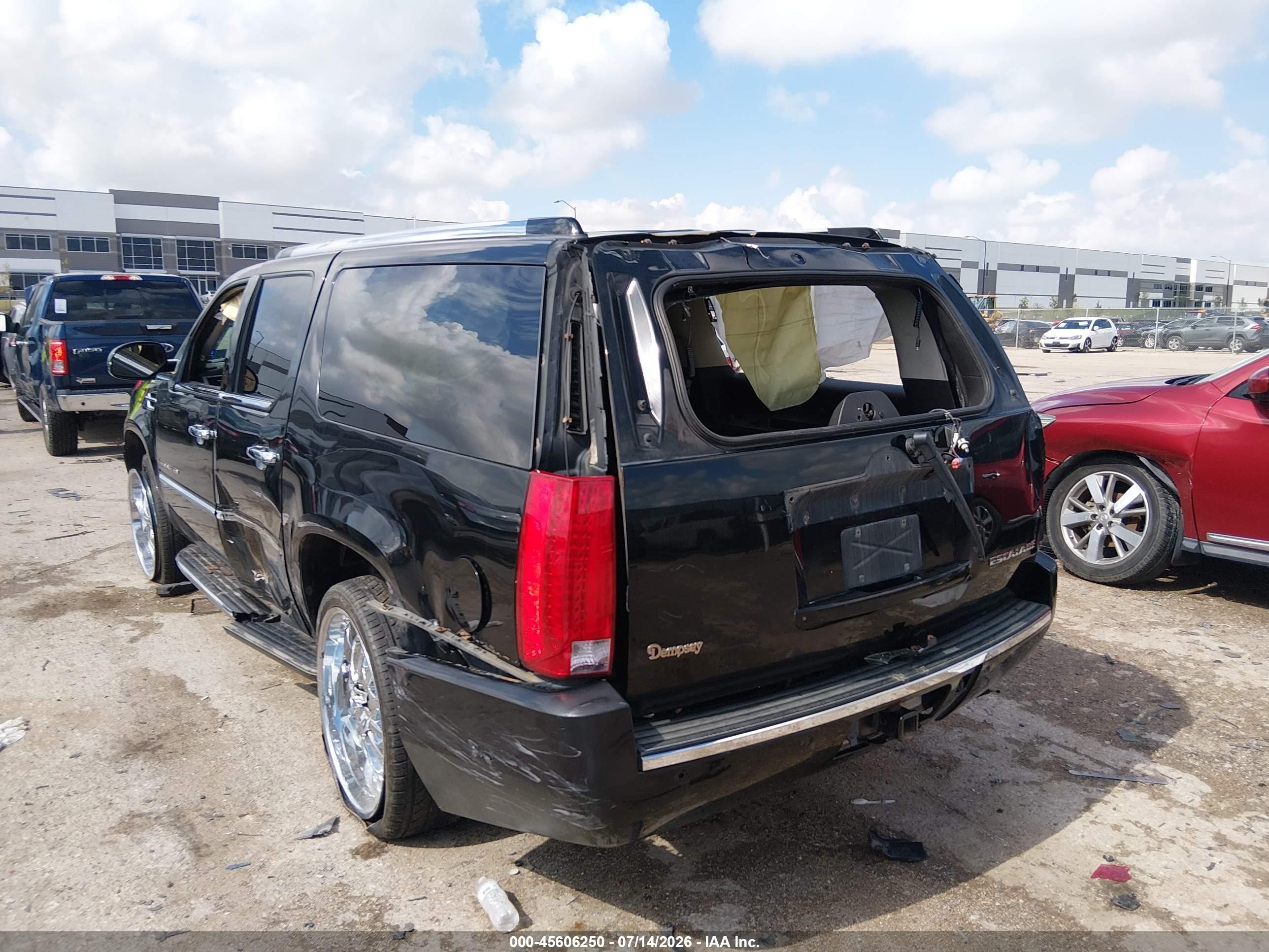 2008 Cadillac Escalade Esv   Black vin: 1GYFK66868R102764