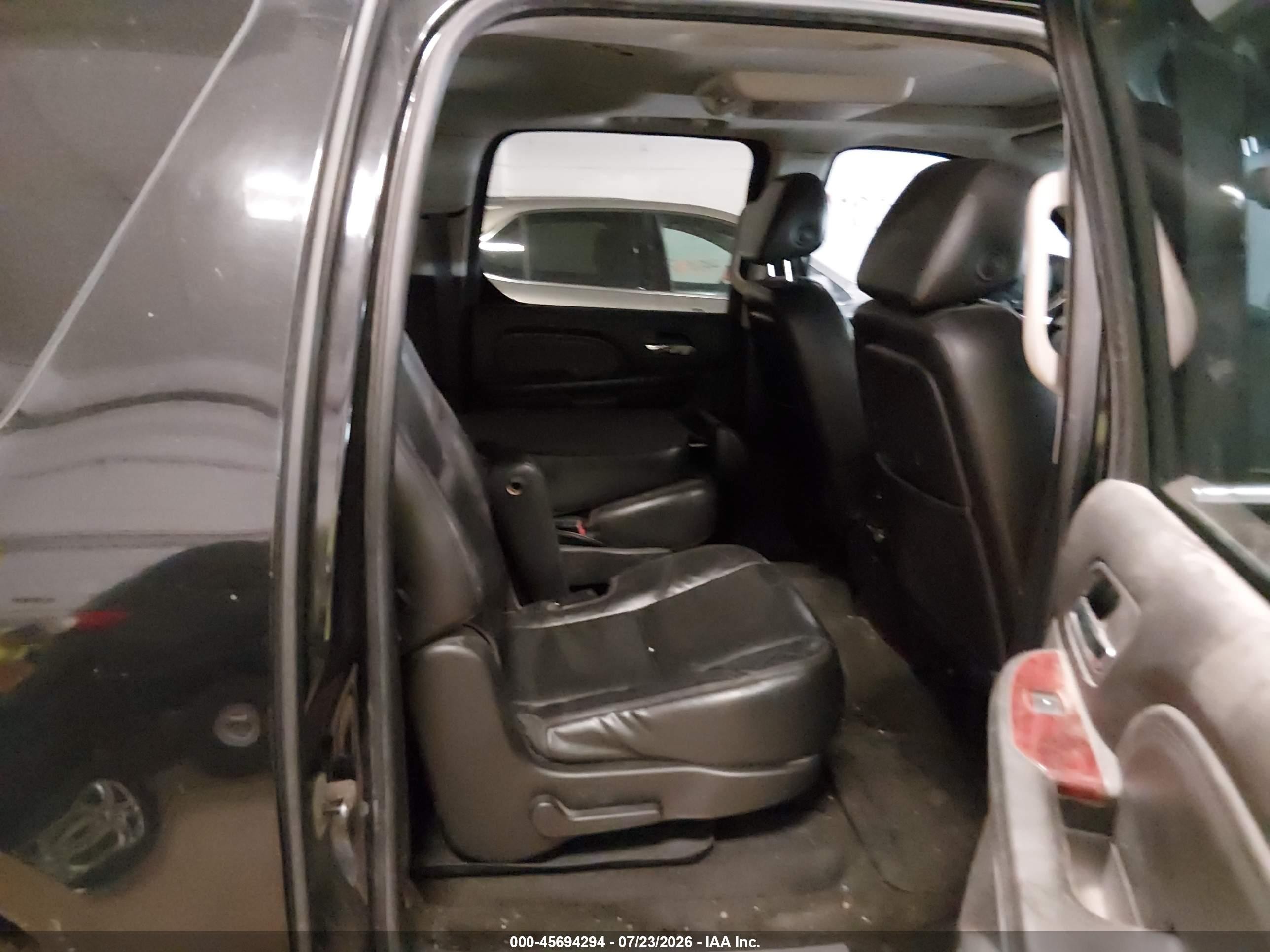2008 Cadillac Escalade Esv   Black vin: 1GYFK66878R120562