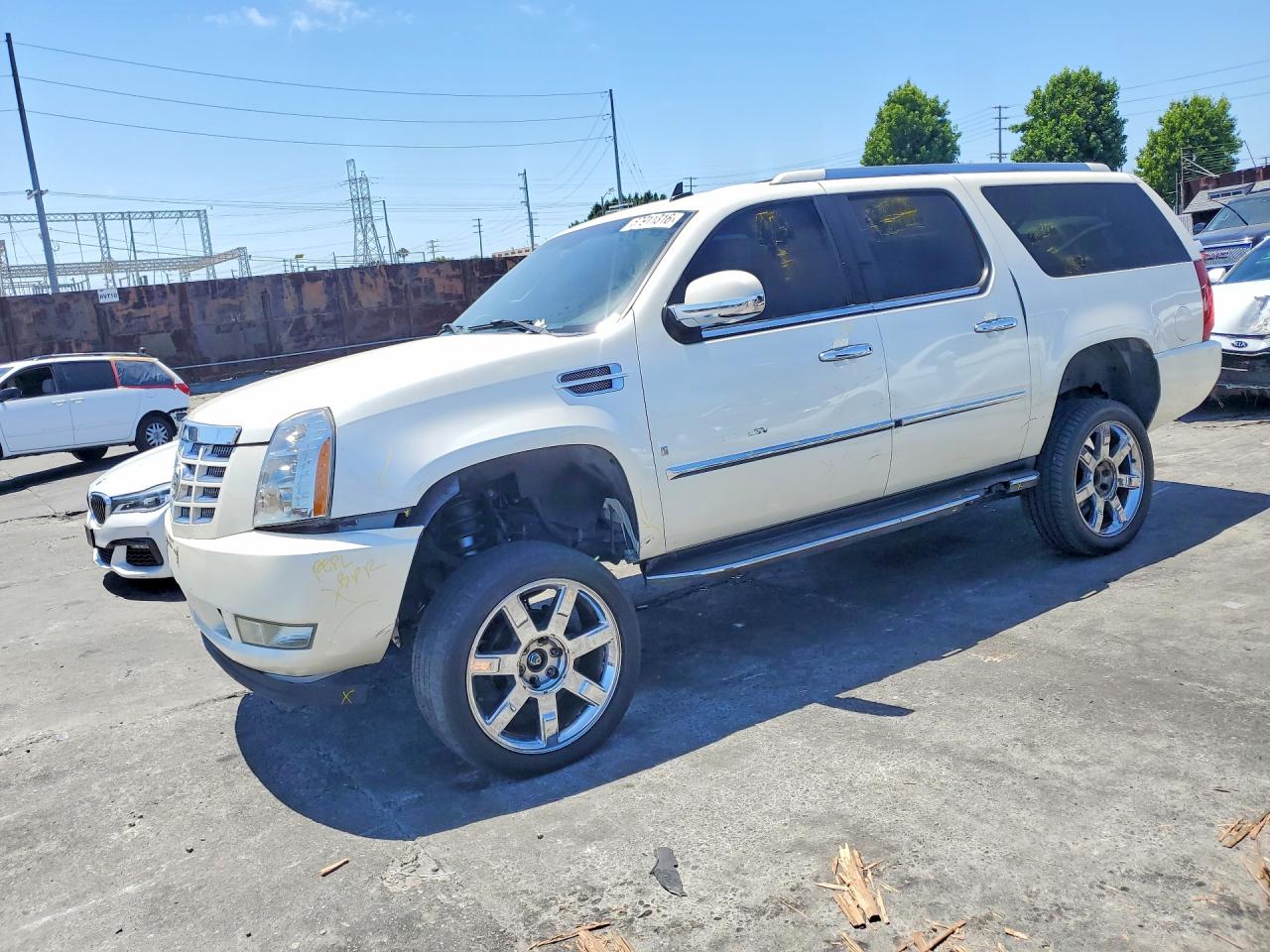 2007 Cadillac Escalade Esv Белый vin: 1GYFK66887R262031