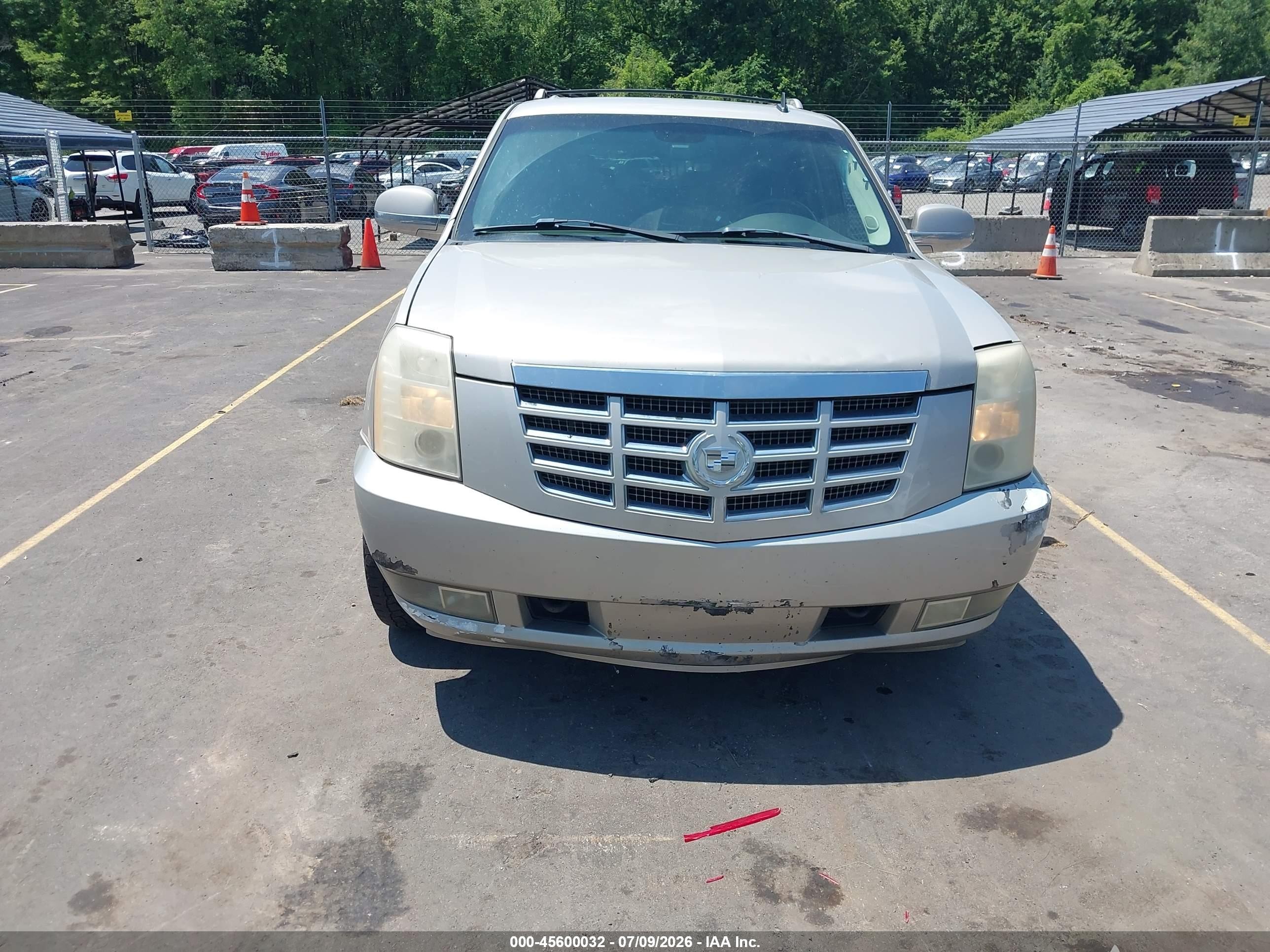 2007 Cadillac Escalade Esv Standard Gold vin: 1GYFK66887R429407