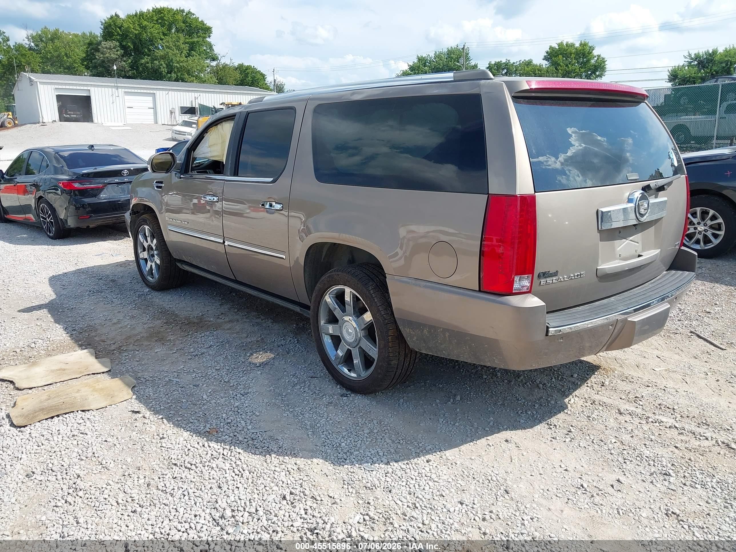 2007 Cadillac Escalade Esv Standard Beige vin: 1GYFK66897R301208