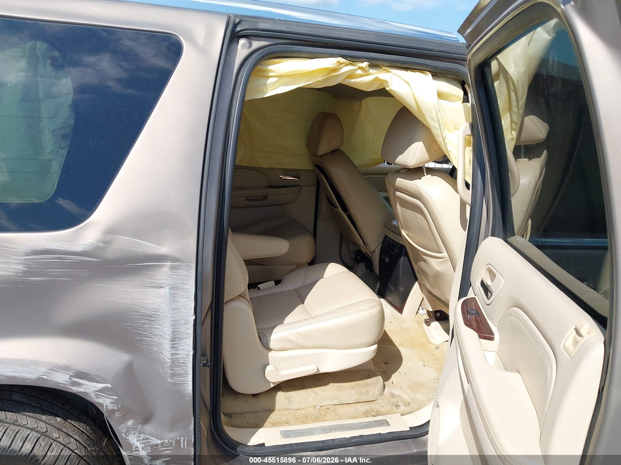 2007 Cadillac Escalade Esv Standard Beige vin: 1GYFK66897R301208