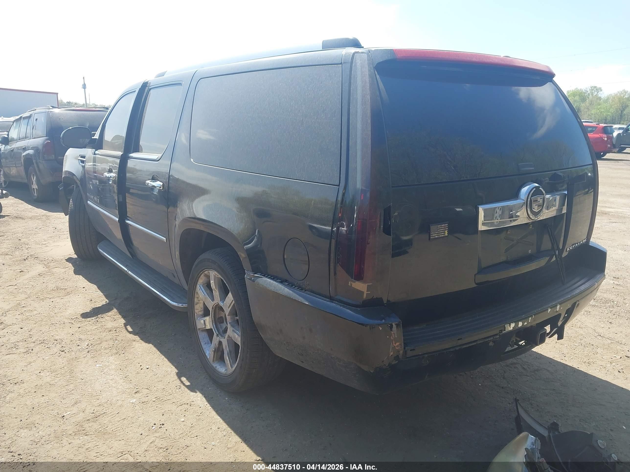 2008 Cadillac Escalade Esv Standard Черный vin: 1GYFK668X8R130261
