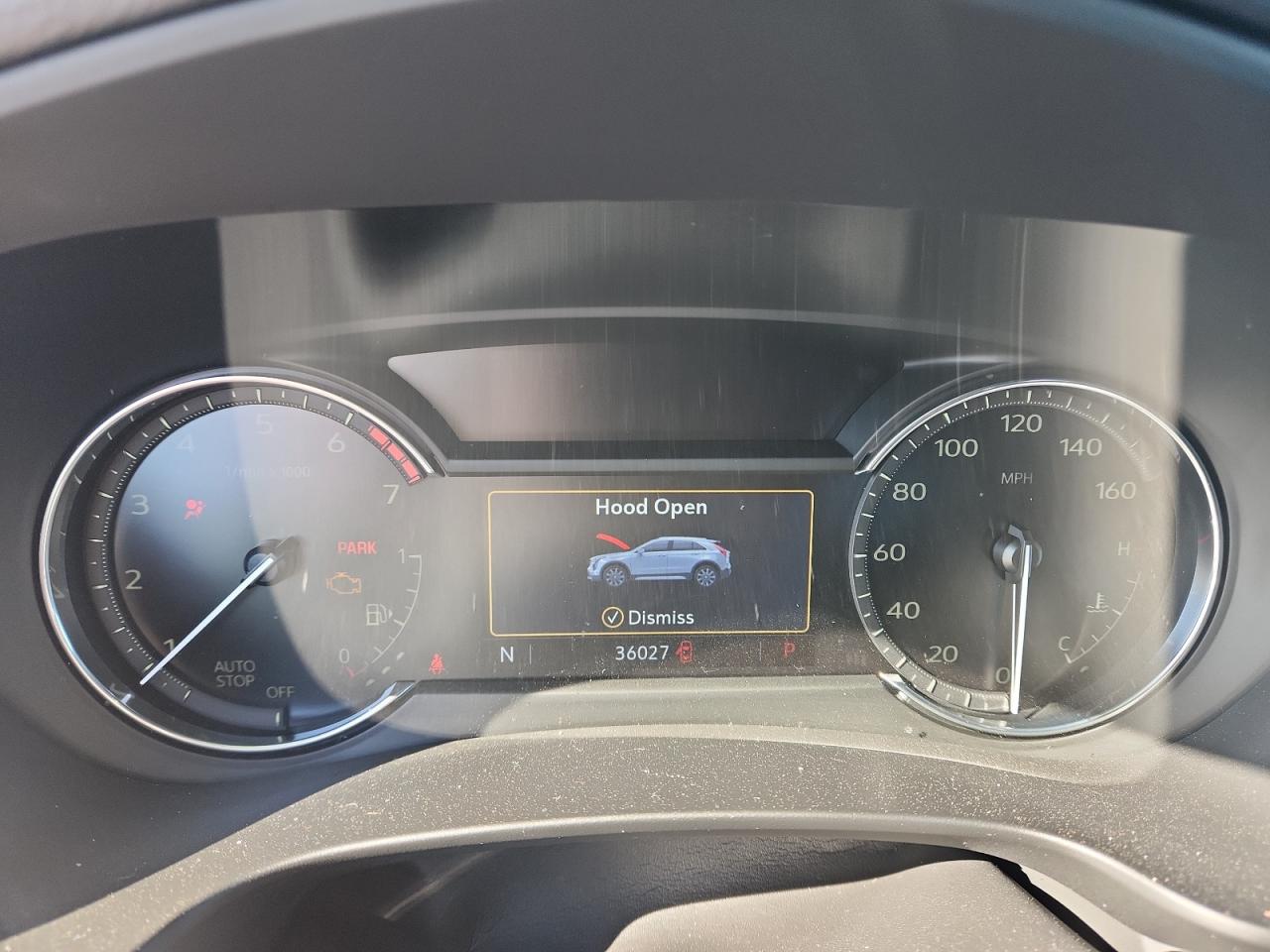 2022 Cadillac Xt4 Premium Luxury Серебряный vin: 1GYFZCR40NF130110
