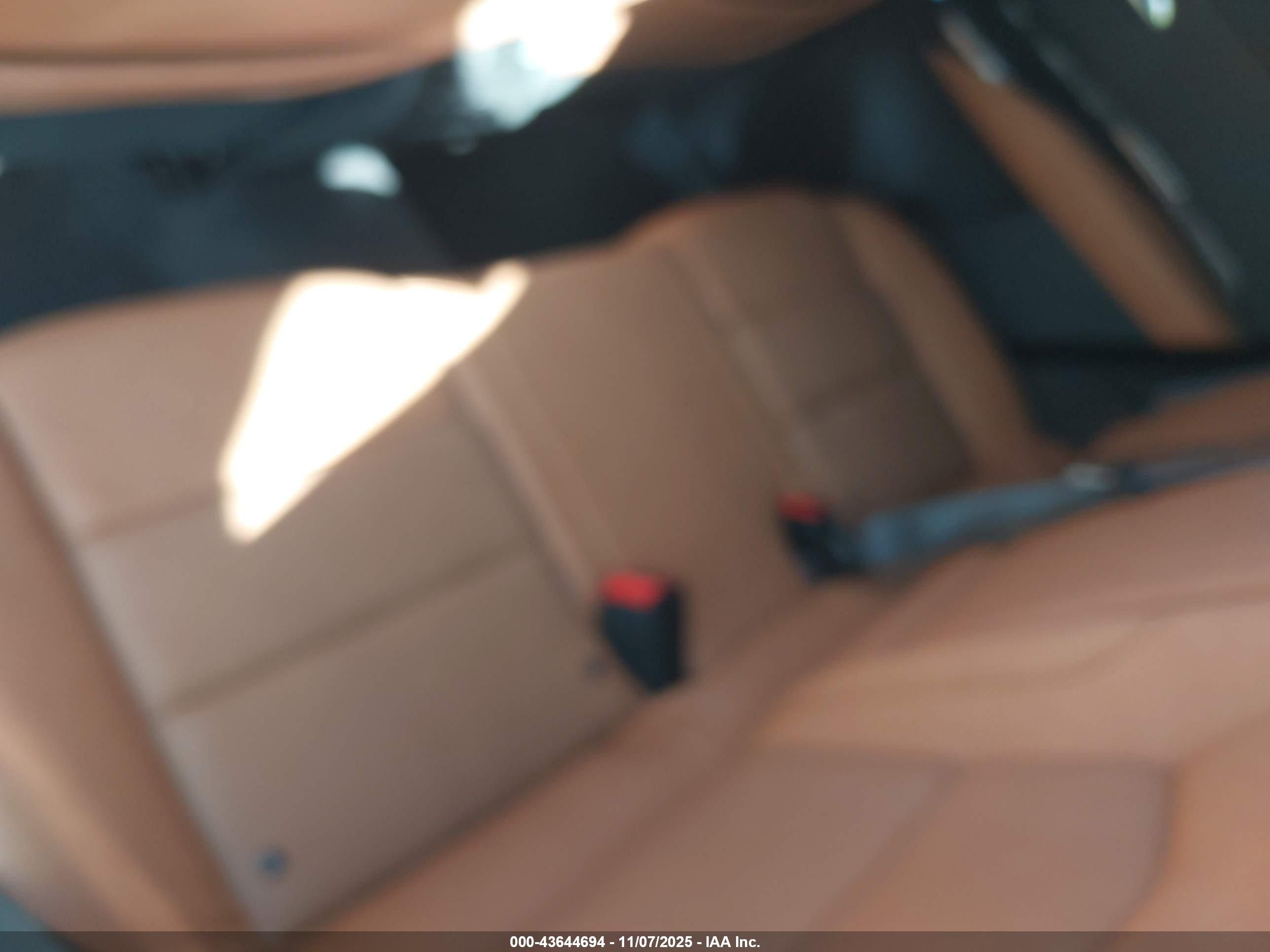 2024 Cadillac Xt4 Fwd Premium Luxury Коричневый vin: 1GYFZCR40RF173450