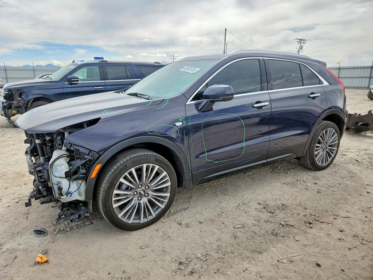 2024 Cadillac Xt4 Premium Luxury Blue vin: 1GYFZCR41RF153353