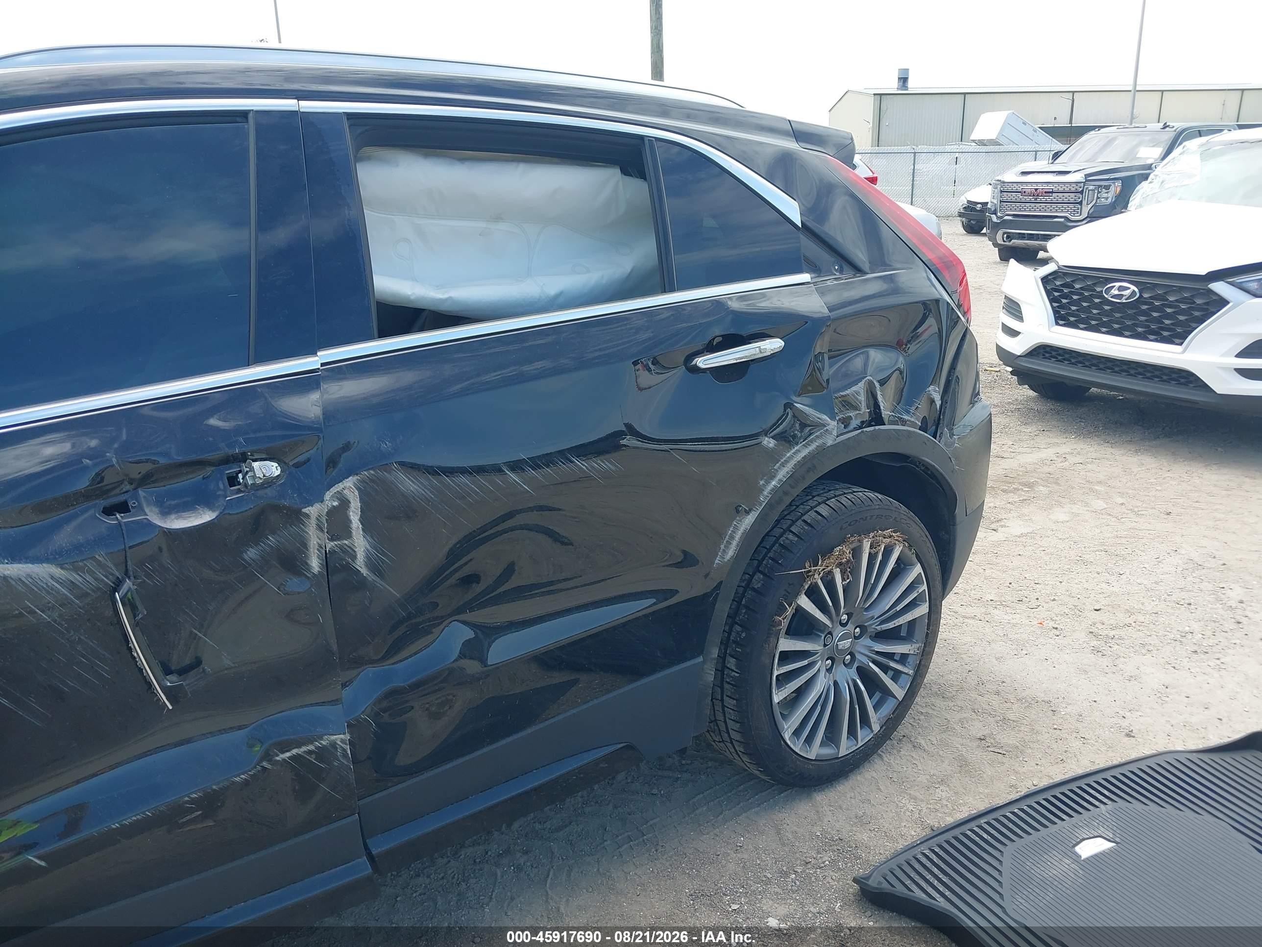 2024 Cadillac Xt4 Fwd Premium Luxury Black vin: 1GYFZCR49RF101419