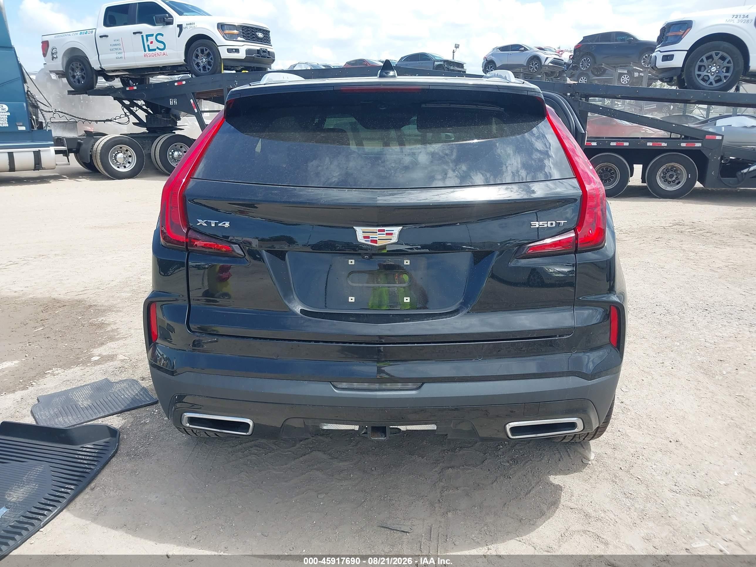 2024 Cadillac Xt4 Fwd Premium Luxury Black vin: 1GYFZCR49RF101419