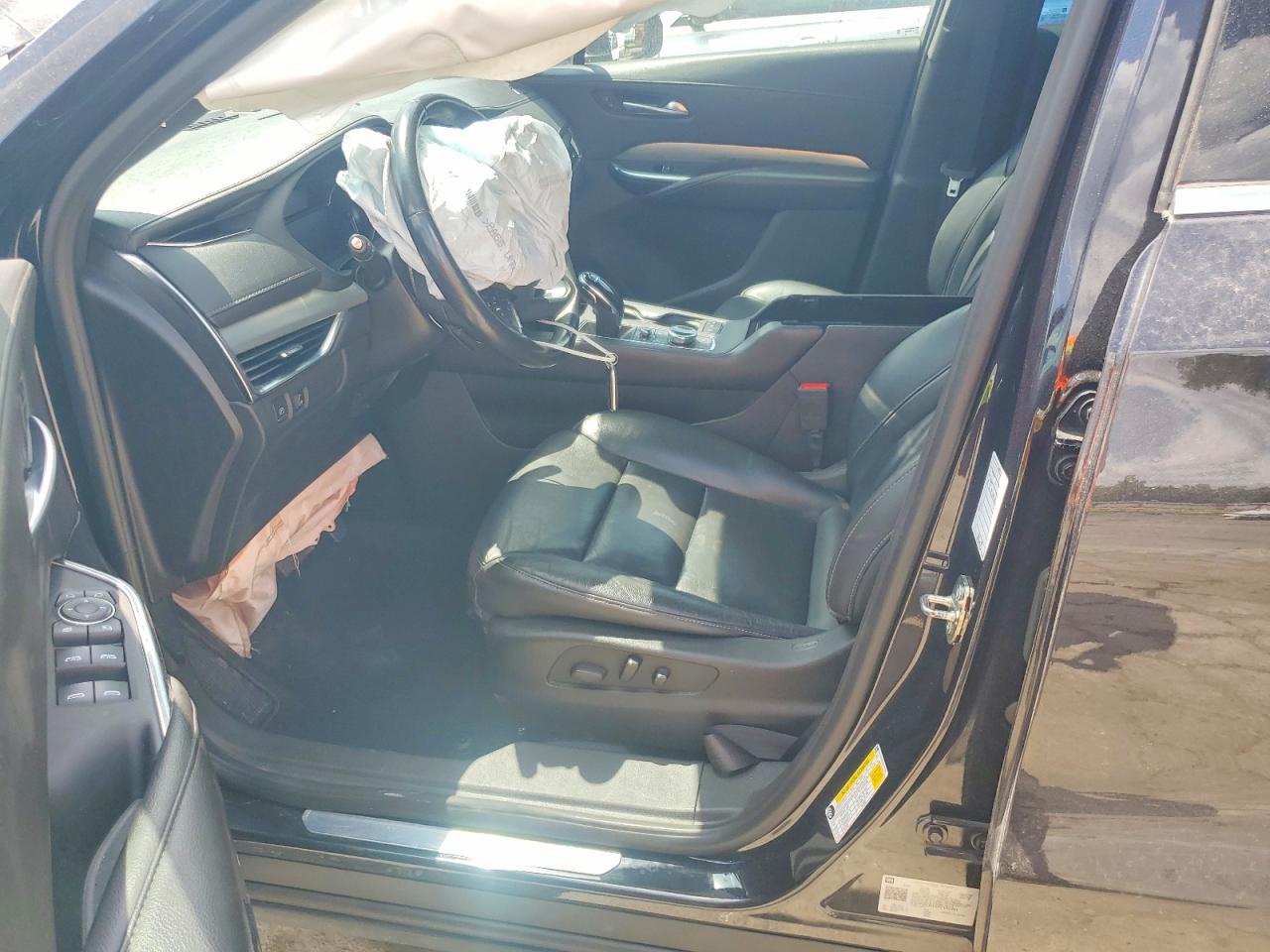 2023 Cadillac Xt4 Premium Luxury Black vin: 1GYFZCR4XPF170391