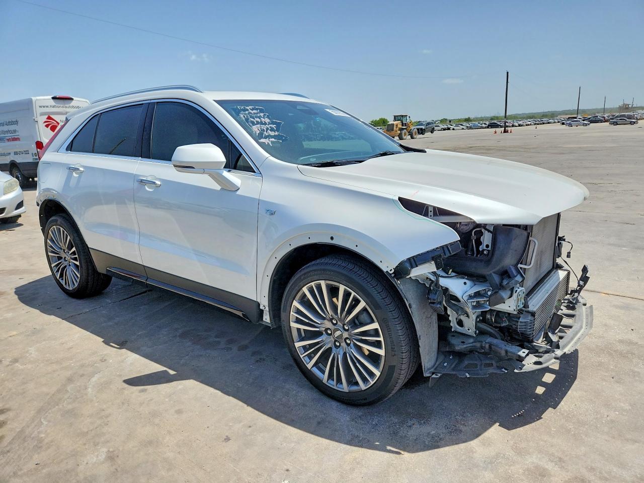 2024 Cadillac Xt4 Premium Luxury Белый vin: 1GYFZCR4XRF149835