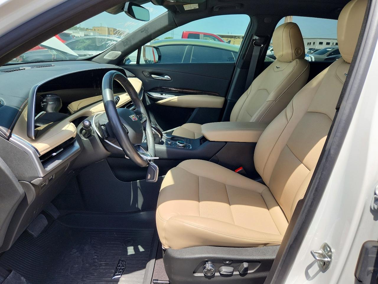 2024 Cadillac Xt4 Premium Luxury Белый vin: 1GYFZCR4XRF149835