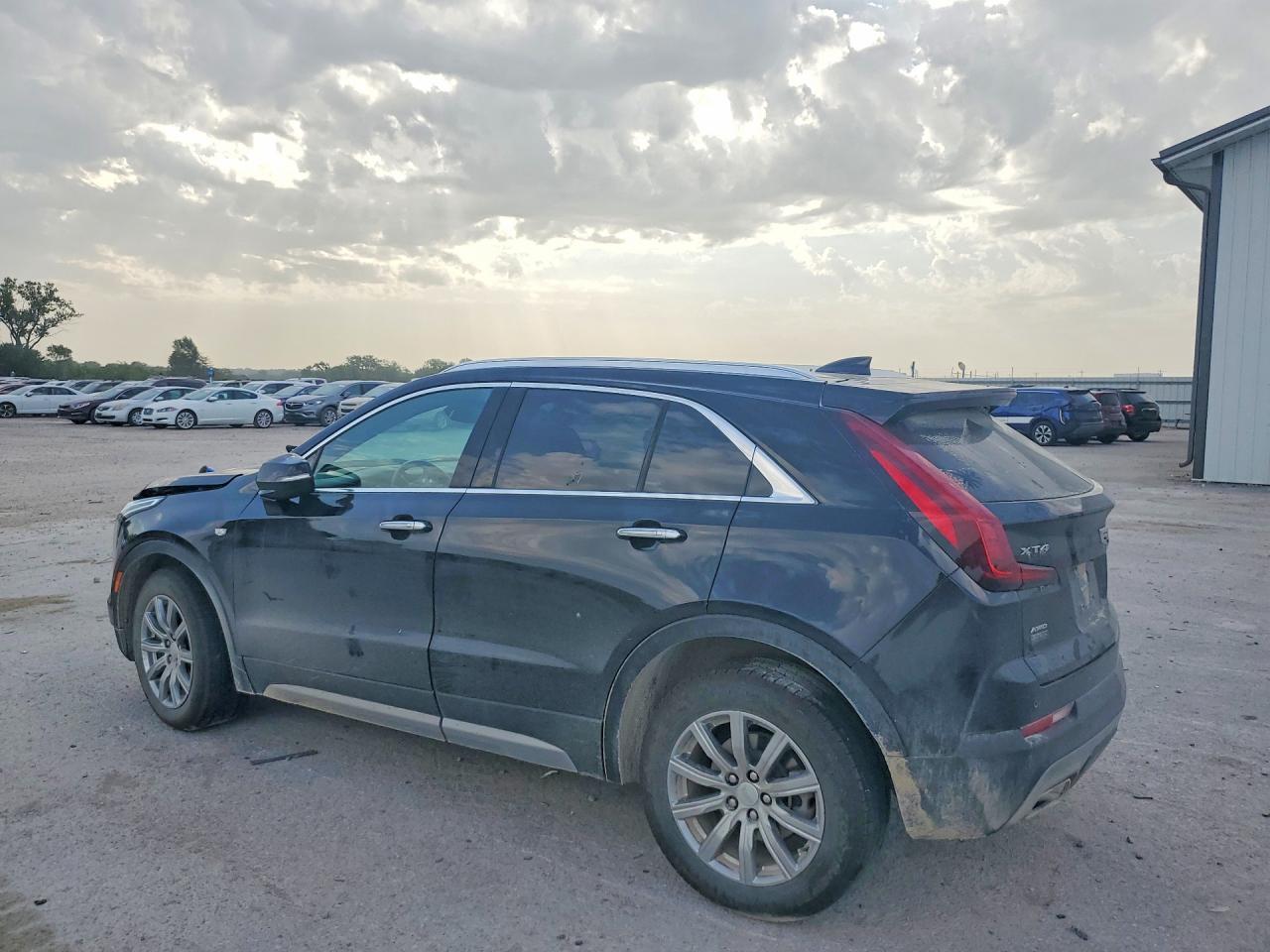 2023 Cadillac Xt4 Premium Luxury Black vin: 1GYFZDR40PF100551