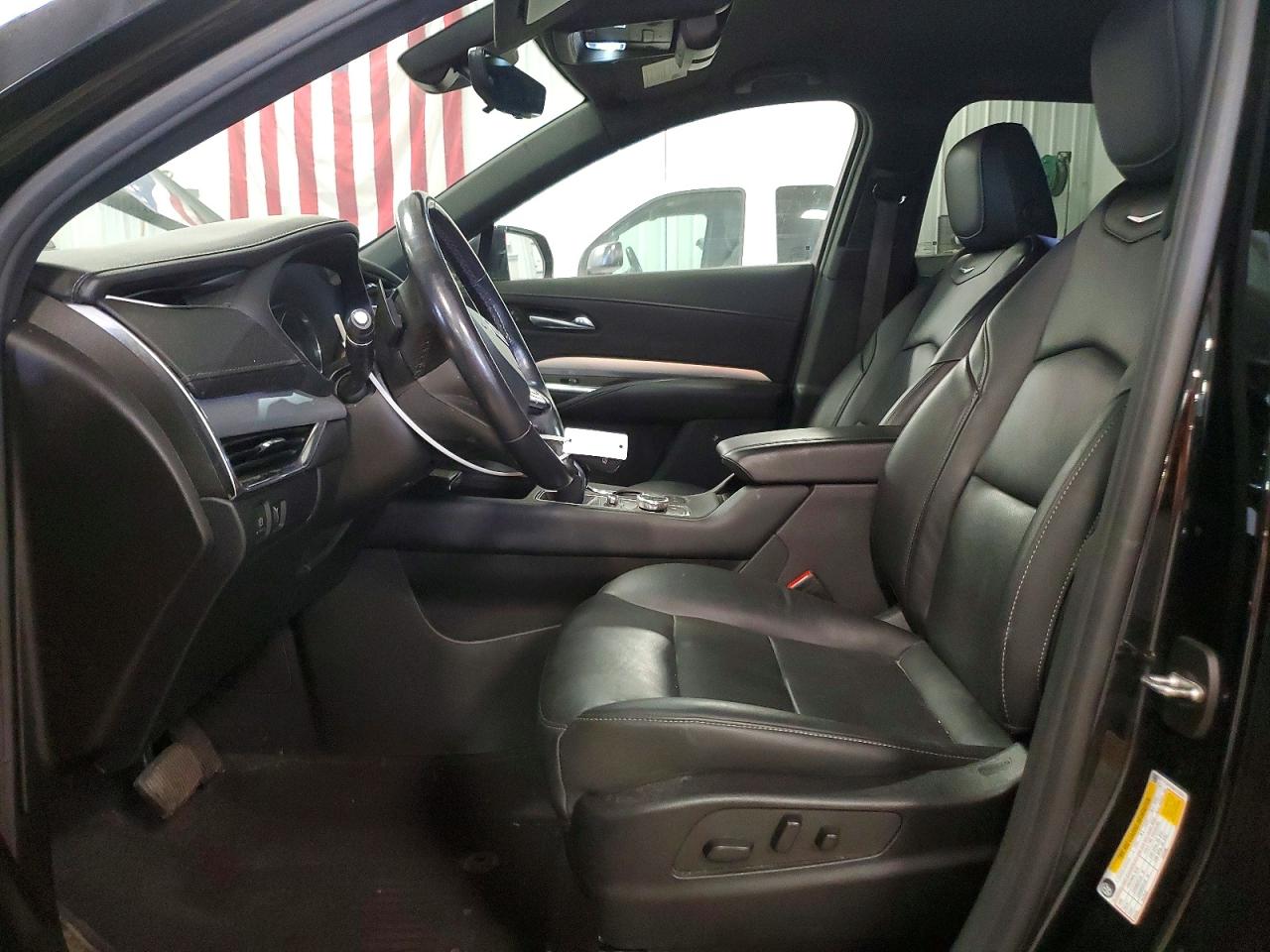 2022 Cadillac Xt4 Premium Luxury Black vin: 1GYFZDR42NF119261