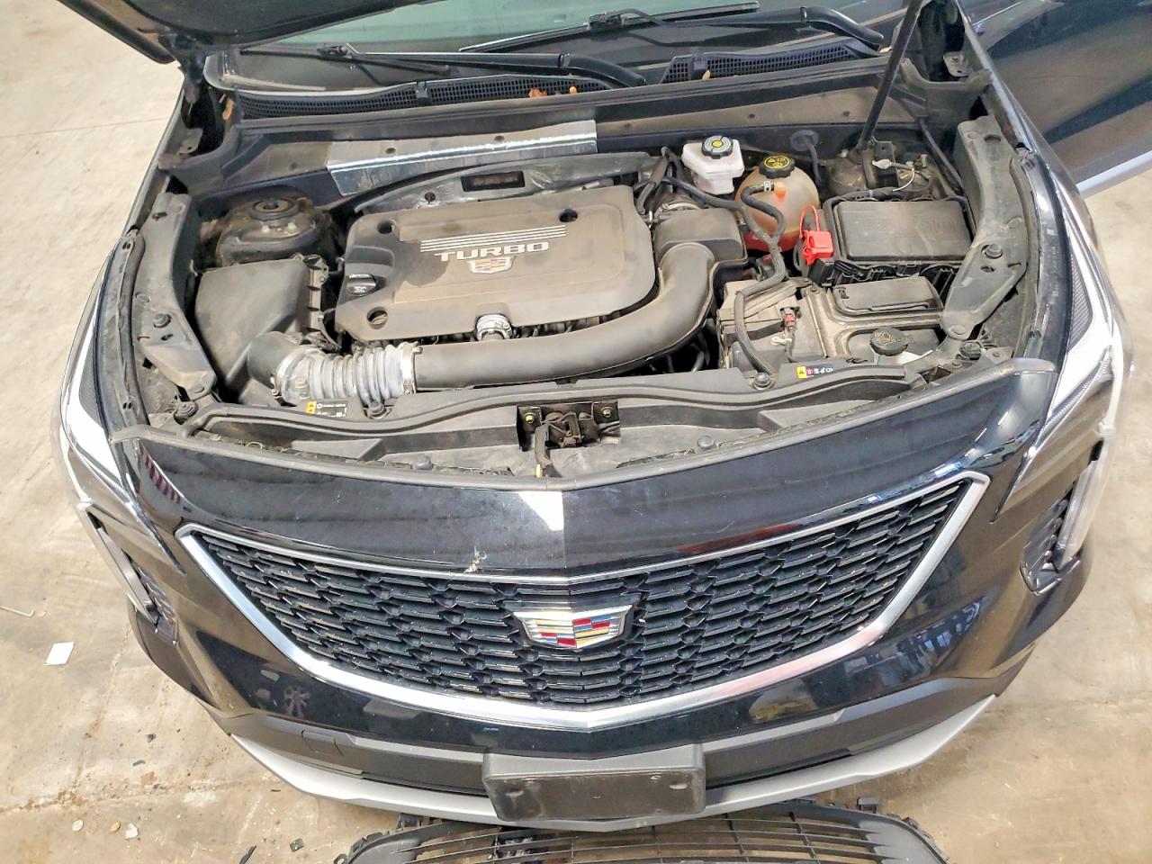 2022 Cadillac Xt4 Premium Luxury Black vin: 1GYFZDR42NF119261