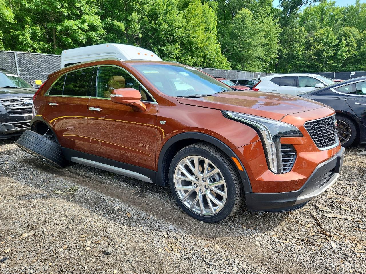 2020 Cadillac Xt4 Premium Luxury Оранжевый vin: 1GYFZDR44LF079200