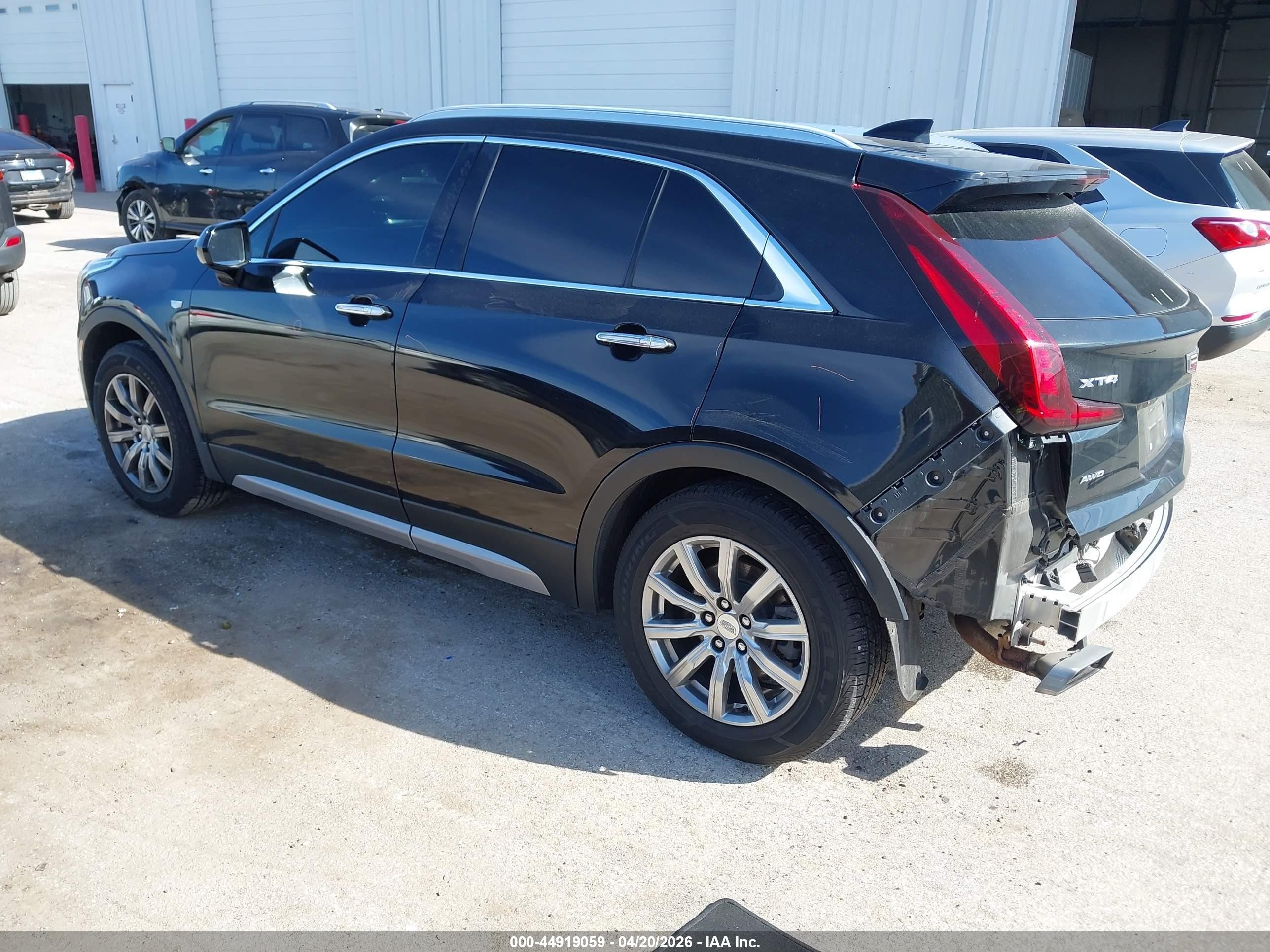 2019 Cadillac Xt4 Premium Luxury Черный vin: 1GYFZDR45KF164996