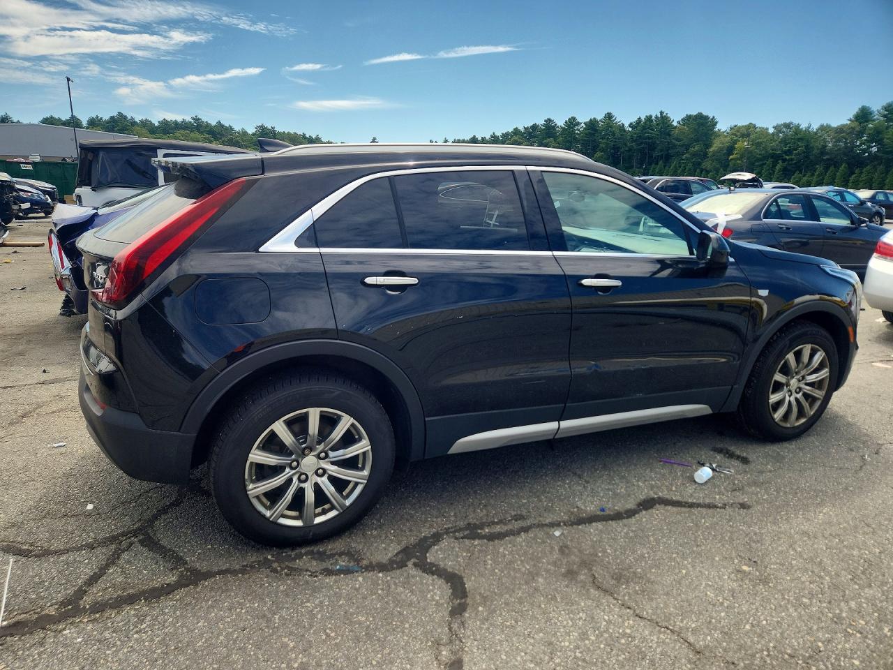 2019 Cadillac Xt4 Premium Luxury Black vin: 1GYFZDR46KF118044