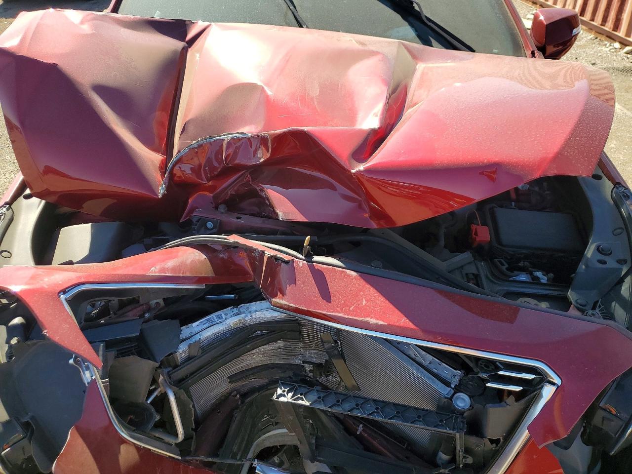 2020 Cadillac Xt4 Premium Luxury Red vin: 1GYFZDR47LF062858