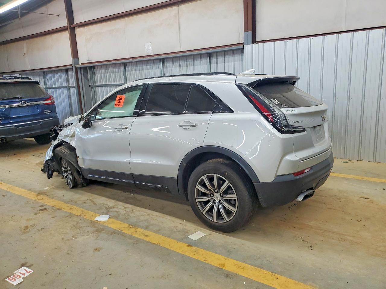 2020 Cadillac Xt4 Sport Silver vin: 1GYFZER40LF136904