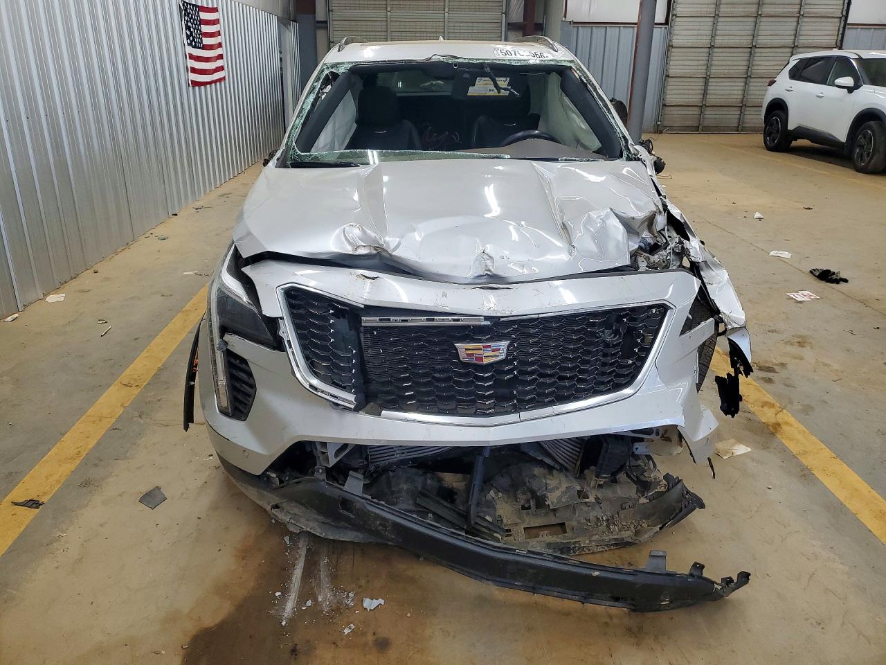 2020 Cadillac Xt4 Sport Silver vin: 1GYFZER40LF136904