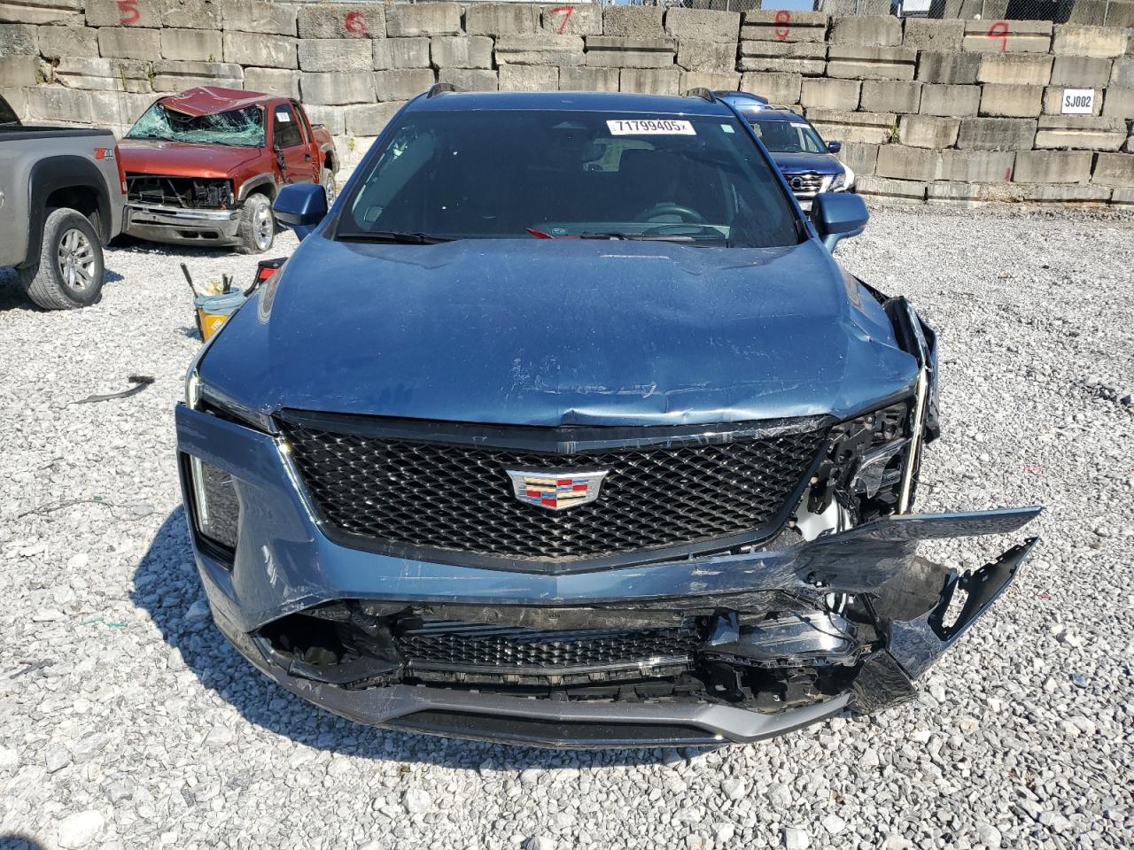 2024 Cadillac Xt4 Sport Blue vin: 1GYFZFR48RF179949