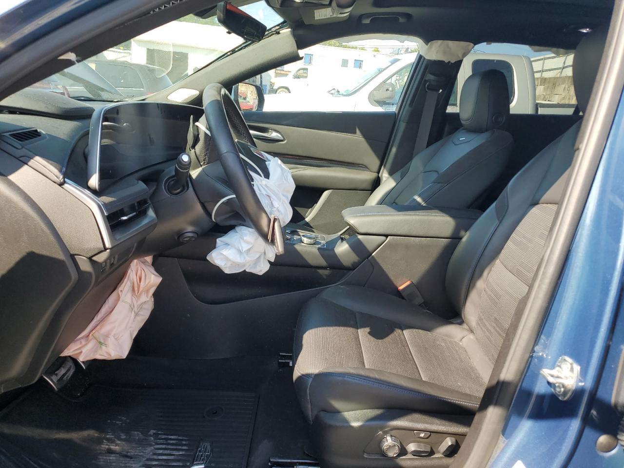 2024 Cadillac Xt4 Sport Blue vin: 1GYFZFR48RF179949