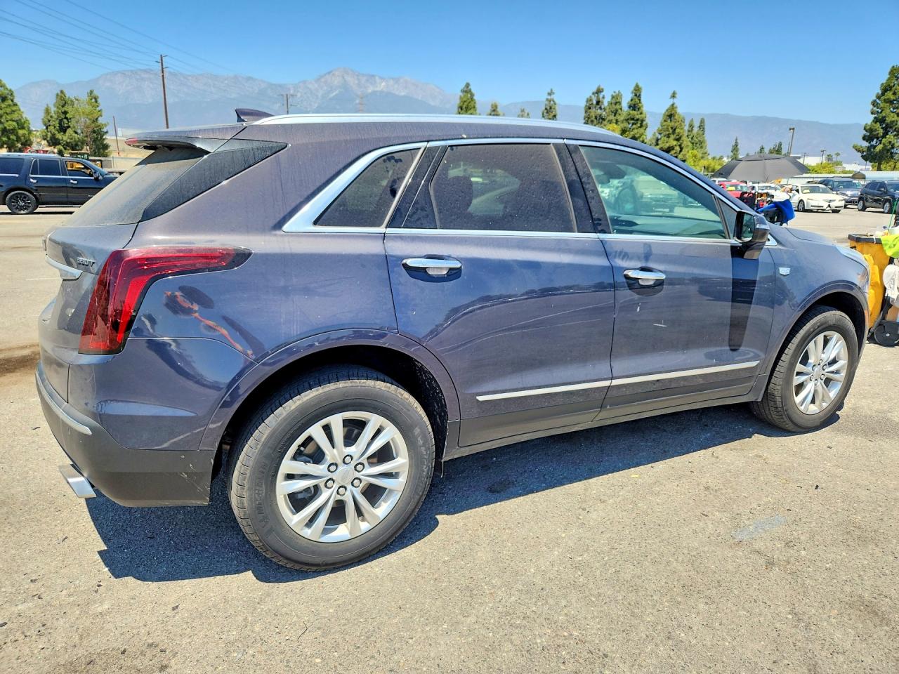 2024 Cadillac Xt5 Luxury Gray vin: 1GYKNAR43RZ738173