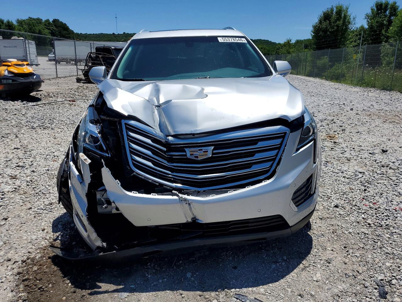 2017 Cadillac Xt5 Luxury Silver vin: 1GYKNBRS4HZ297351