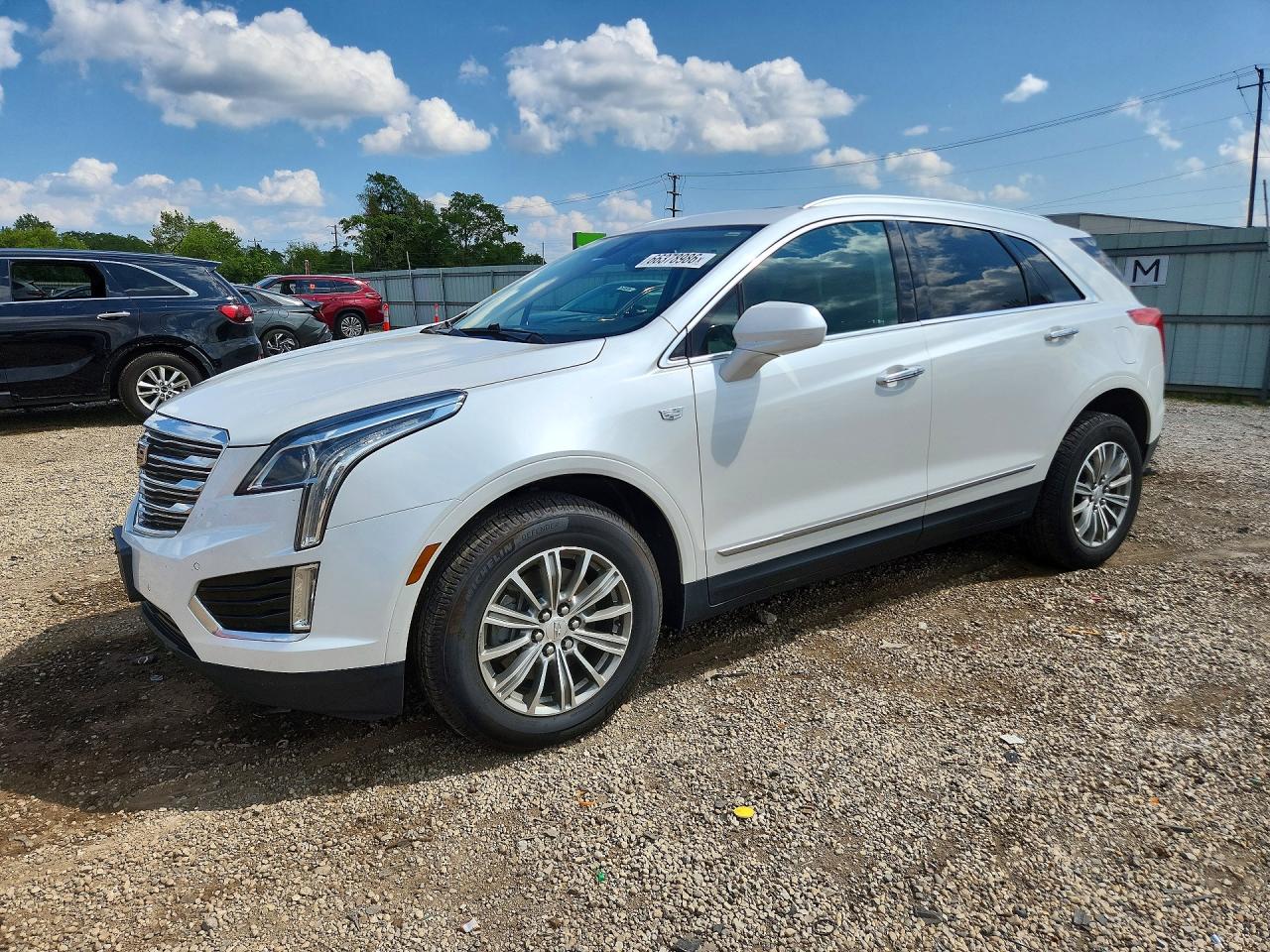 2017 Cadillac Xt5 Luxury White vin: 1GYKNBRS5HZ219550