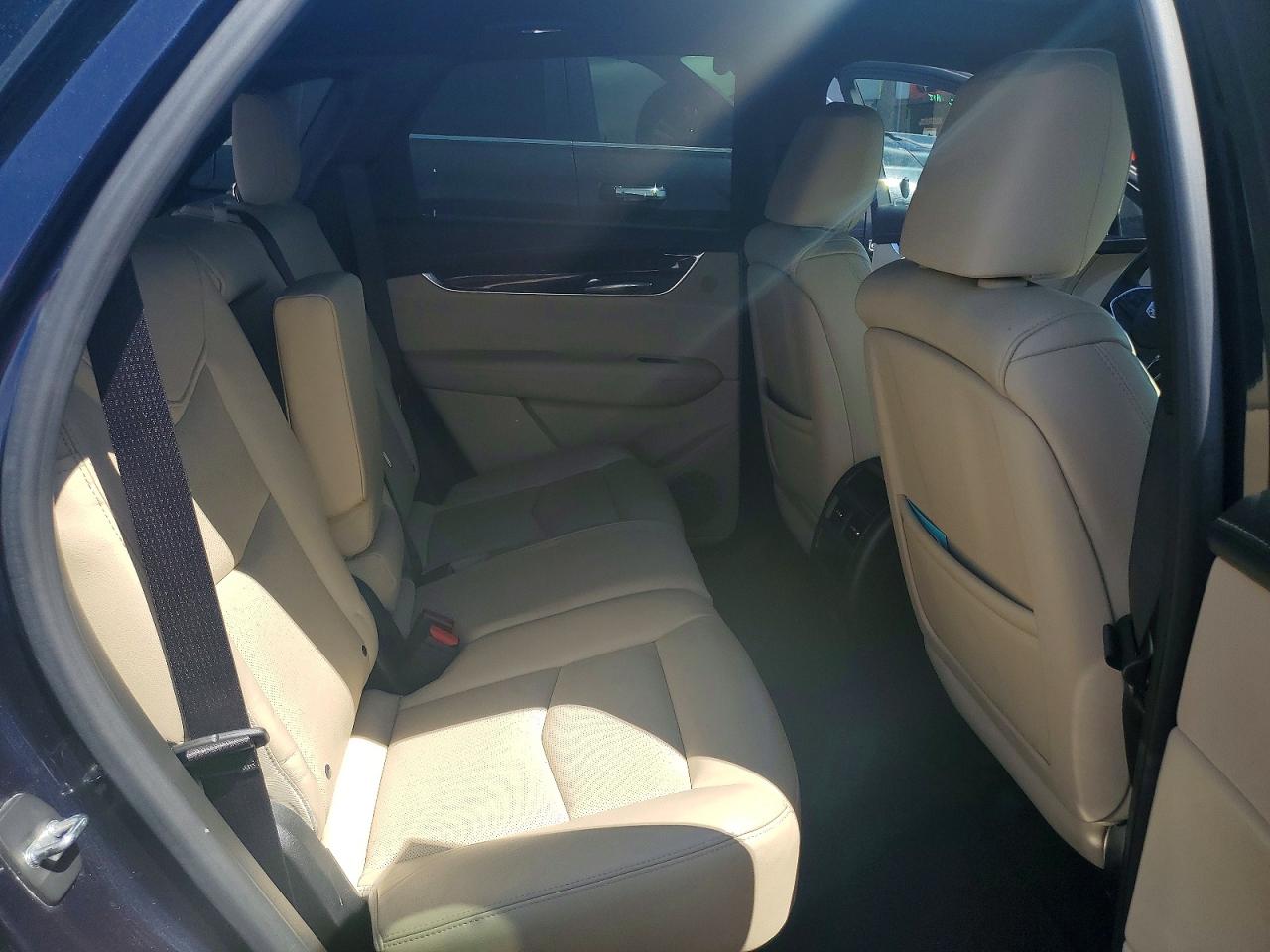2017 Cadillac Xt5 Luxury Black vin: 1GYKNBRS7HZ190441