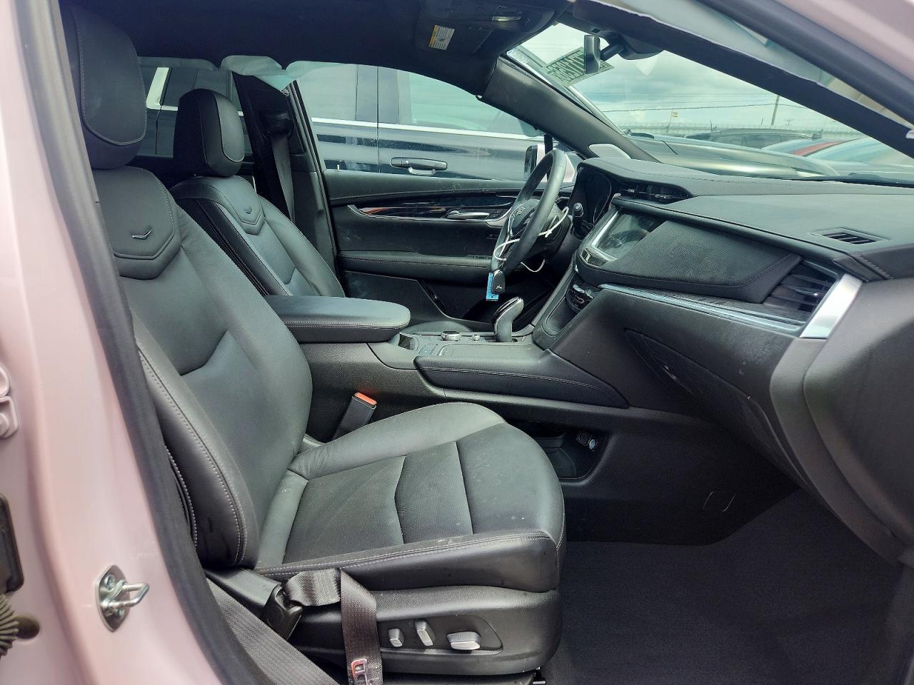 2025 Cadillac Xt5 Premium Luxury Pink vin: 1GYKNCR44SZ116604