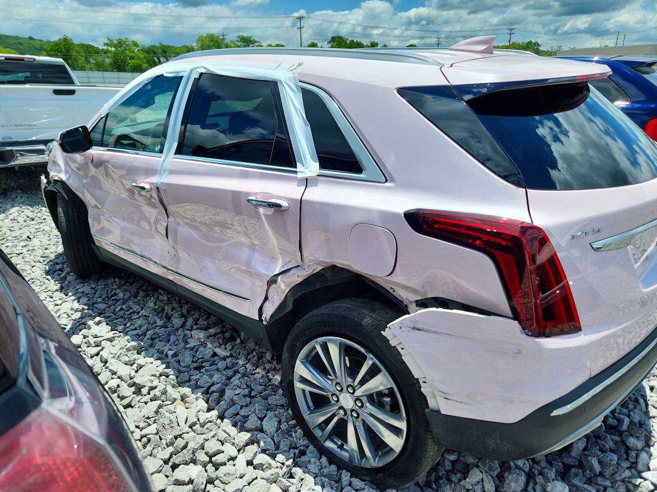 2025 Cadillac Xt5 Premium Luxury Pink vin: 1GYKNCR44SZ116604