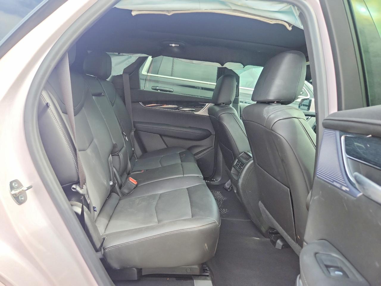 2025 Cadillac Xt5 Premium Luxury Pink vin: 1GYKNCR44SZ116604