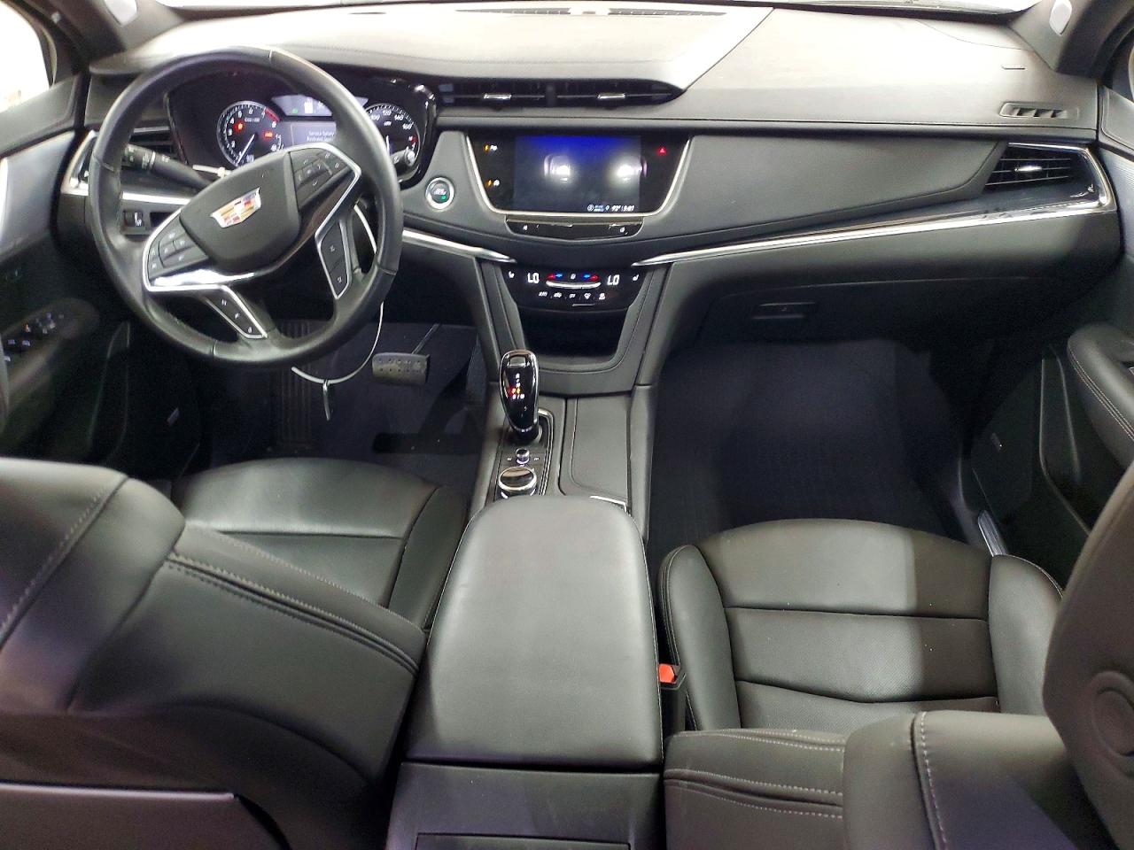 2024 Cadillac Xt5 Premium Luxury White vin: 1GYKNCRS3RZ748373